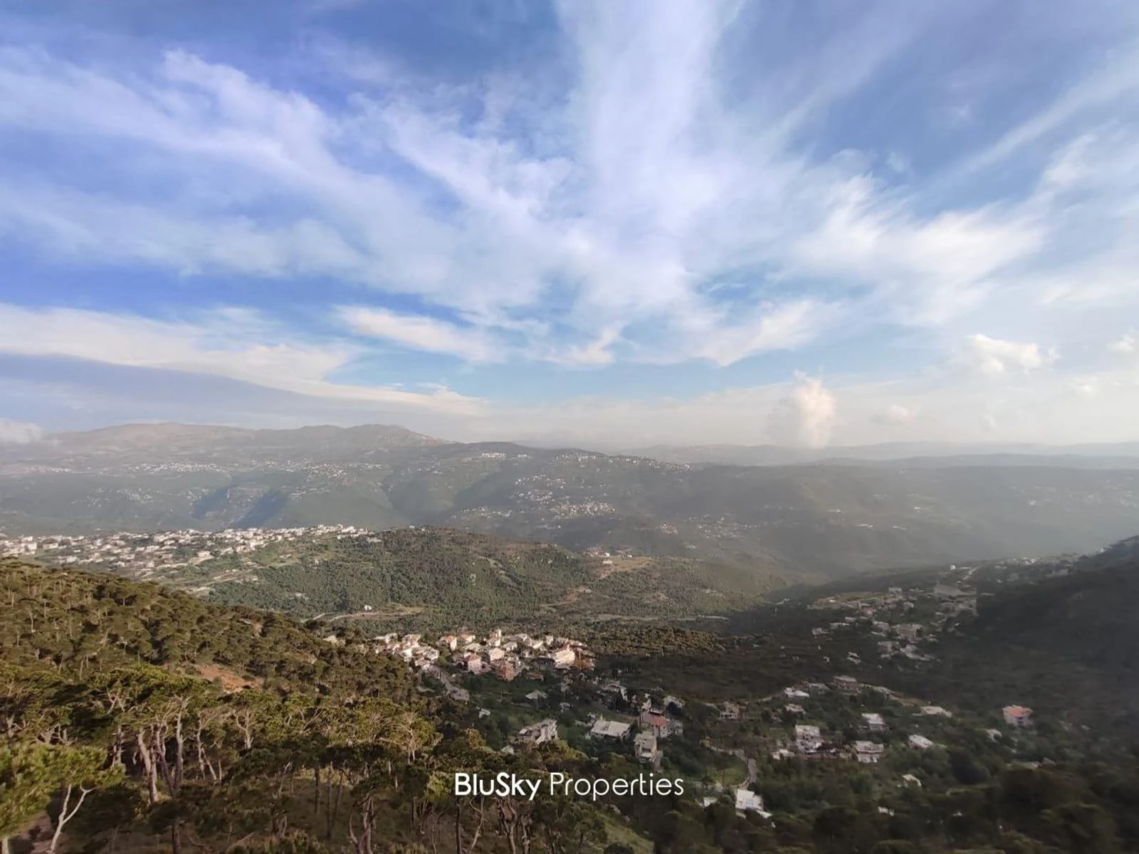 Villa 800m² Land for Sale in Dhour Choueir — الصورة 3