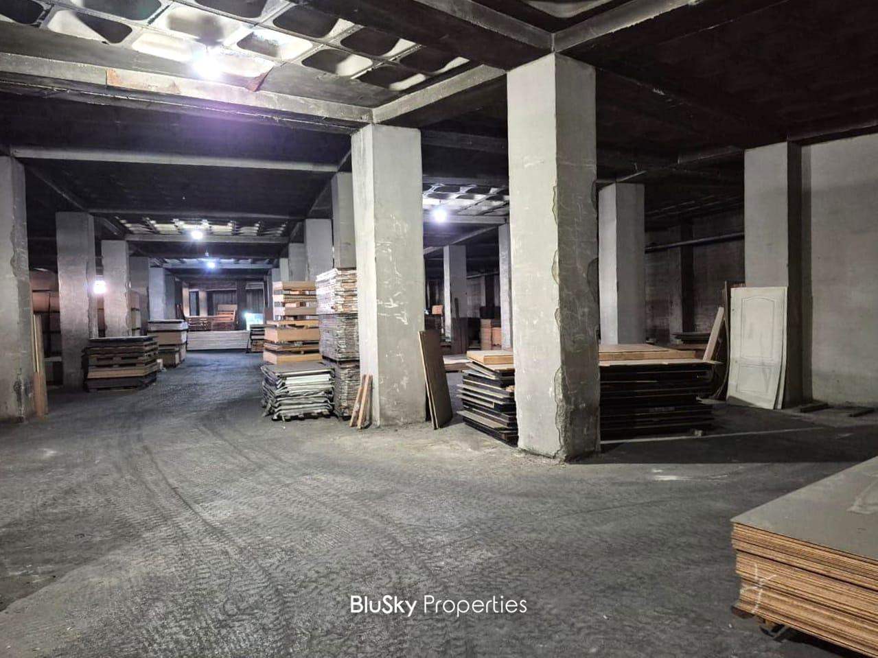 Warehouse 1000m² for Rent in Dekweneh