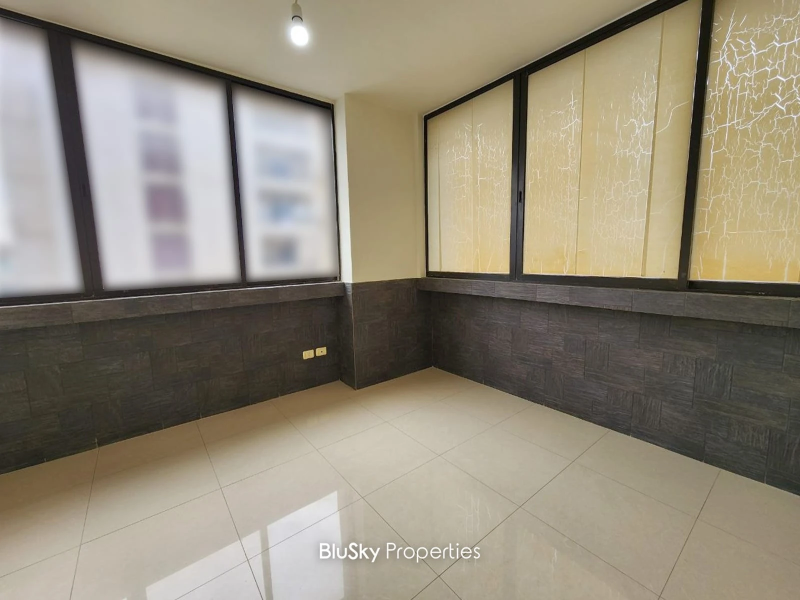 Office 100m² for Rent in Dekweneh — الصورة 5
