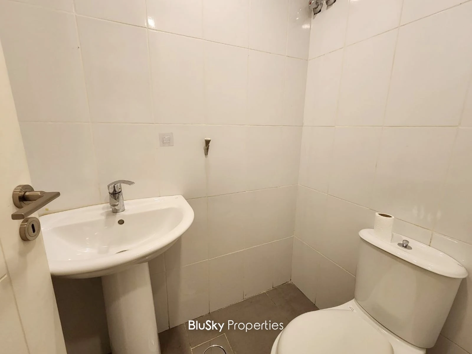 Office 105m² for Rent in Dekweneh — الصورة 4