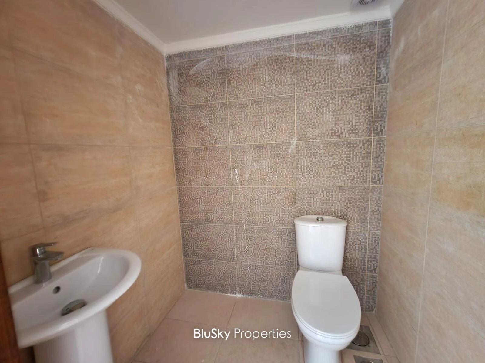 Apartment 115m² for Sale in Dekweneh — الصورة 4