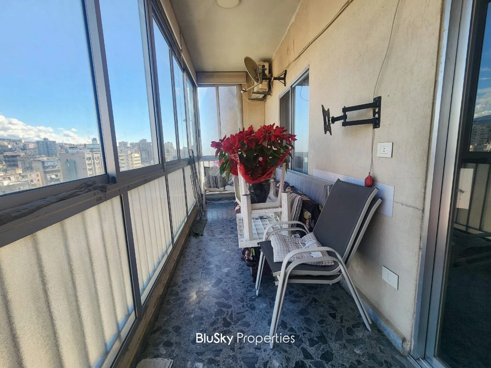 Apartment 170m² with Mountain View for Sale in Dekweneh — الصورة 2