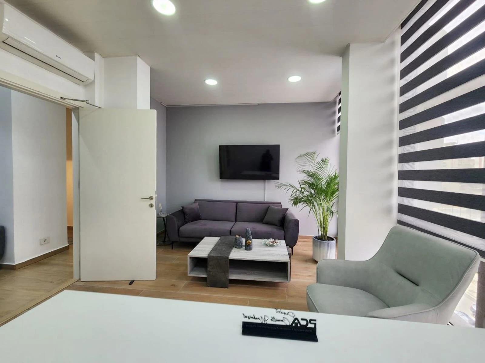 Office 204m² for Sale in Dekweneh — الصورة 2
