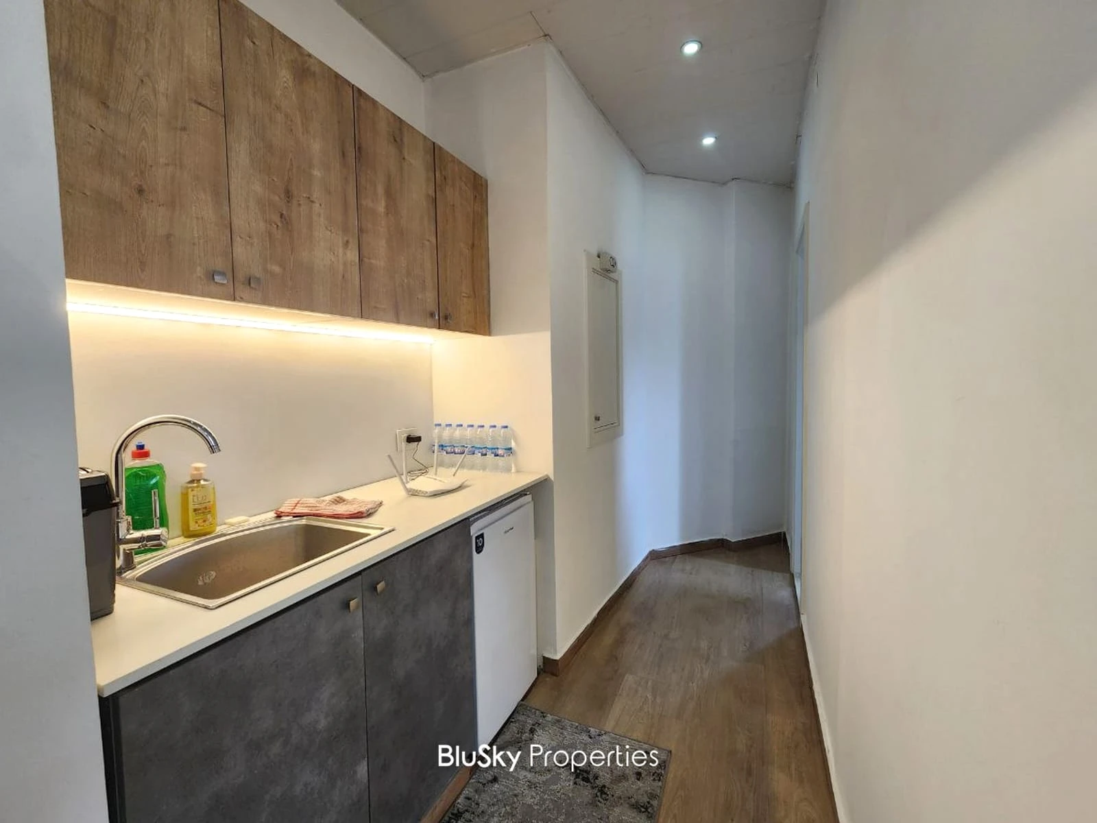 Office 204m² for Sale in Dekweneh — الصورة 4