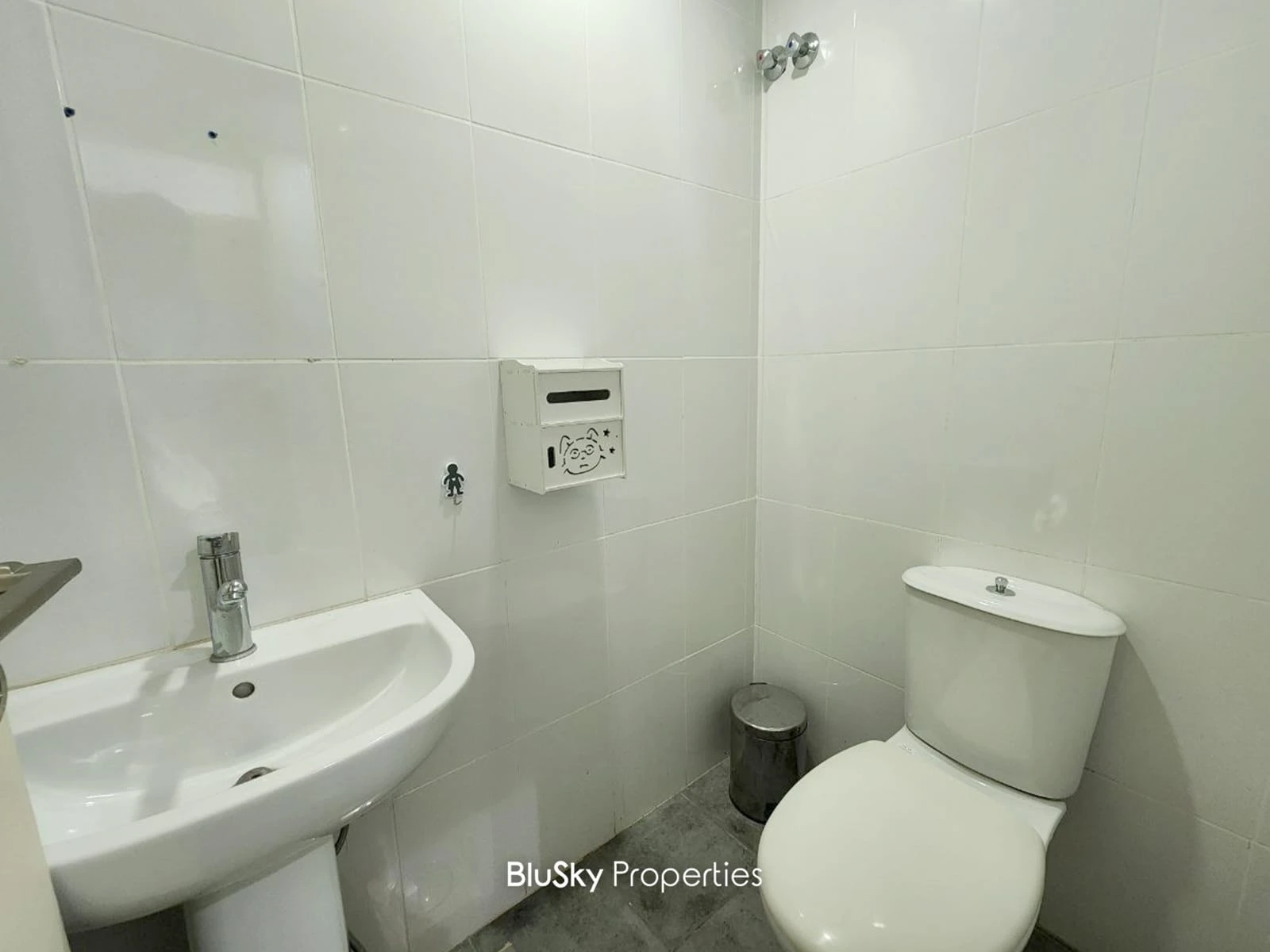 Office 60m² for Rent in Dekweneh — الصورة 5