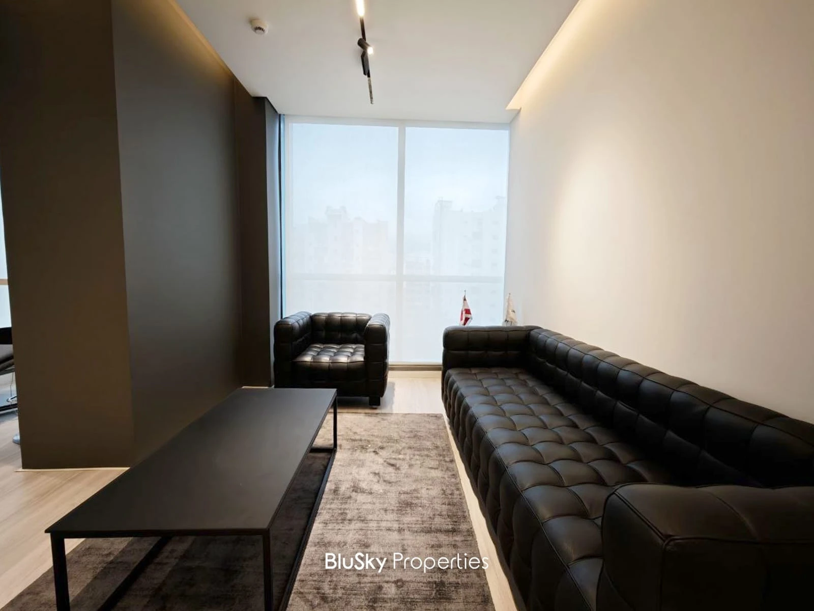 Office 70m² for Rent in Dekweneh — photo 2