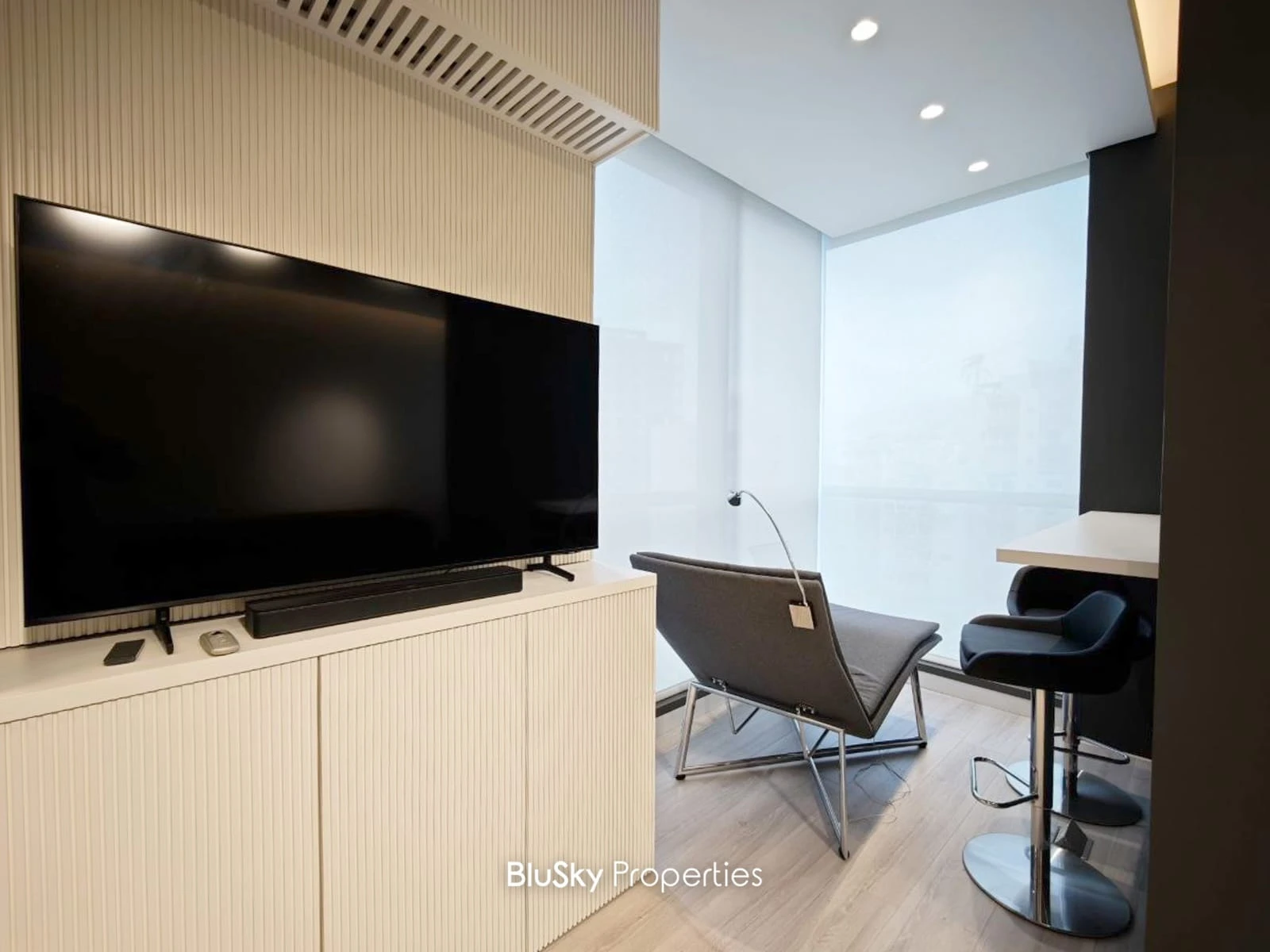 Office 70m² for Rent in Dekweneh — photo 3