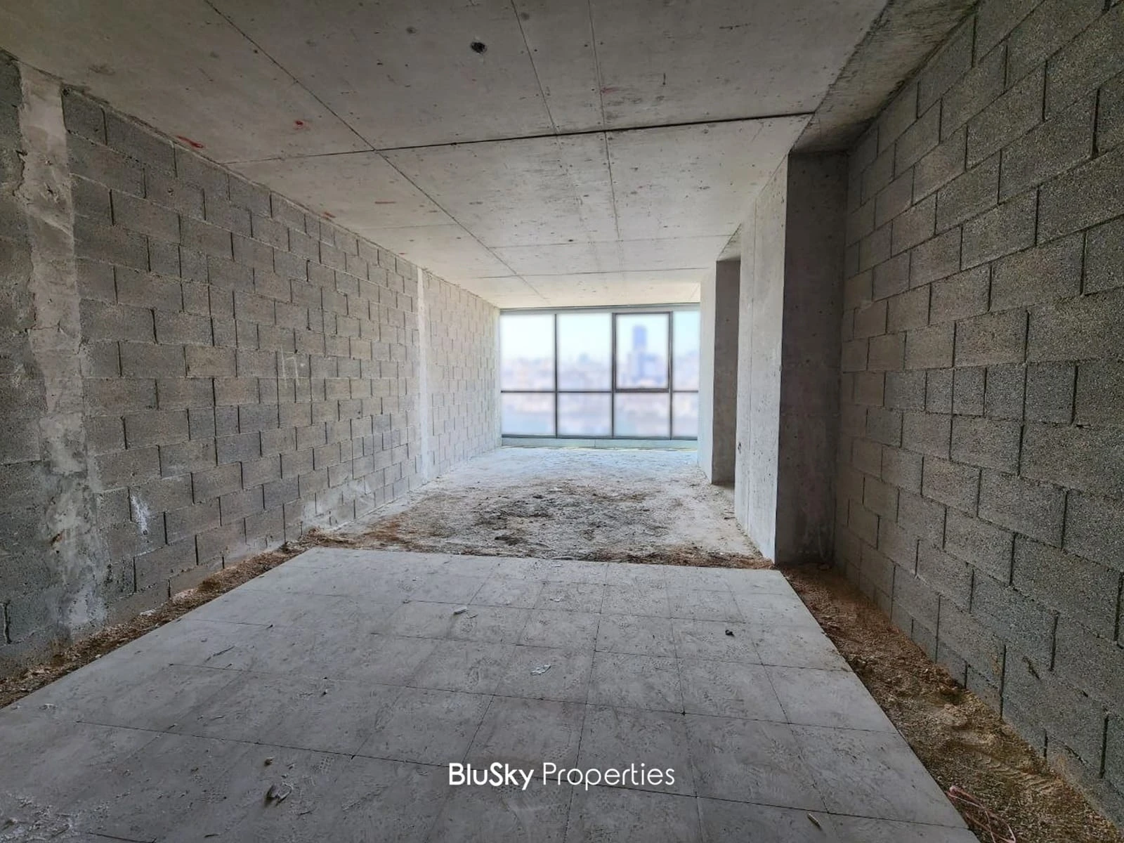Office 86m² for Rent in Dekweneh — photo 3