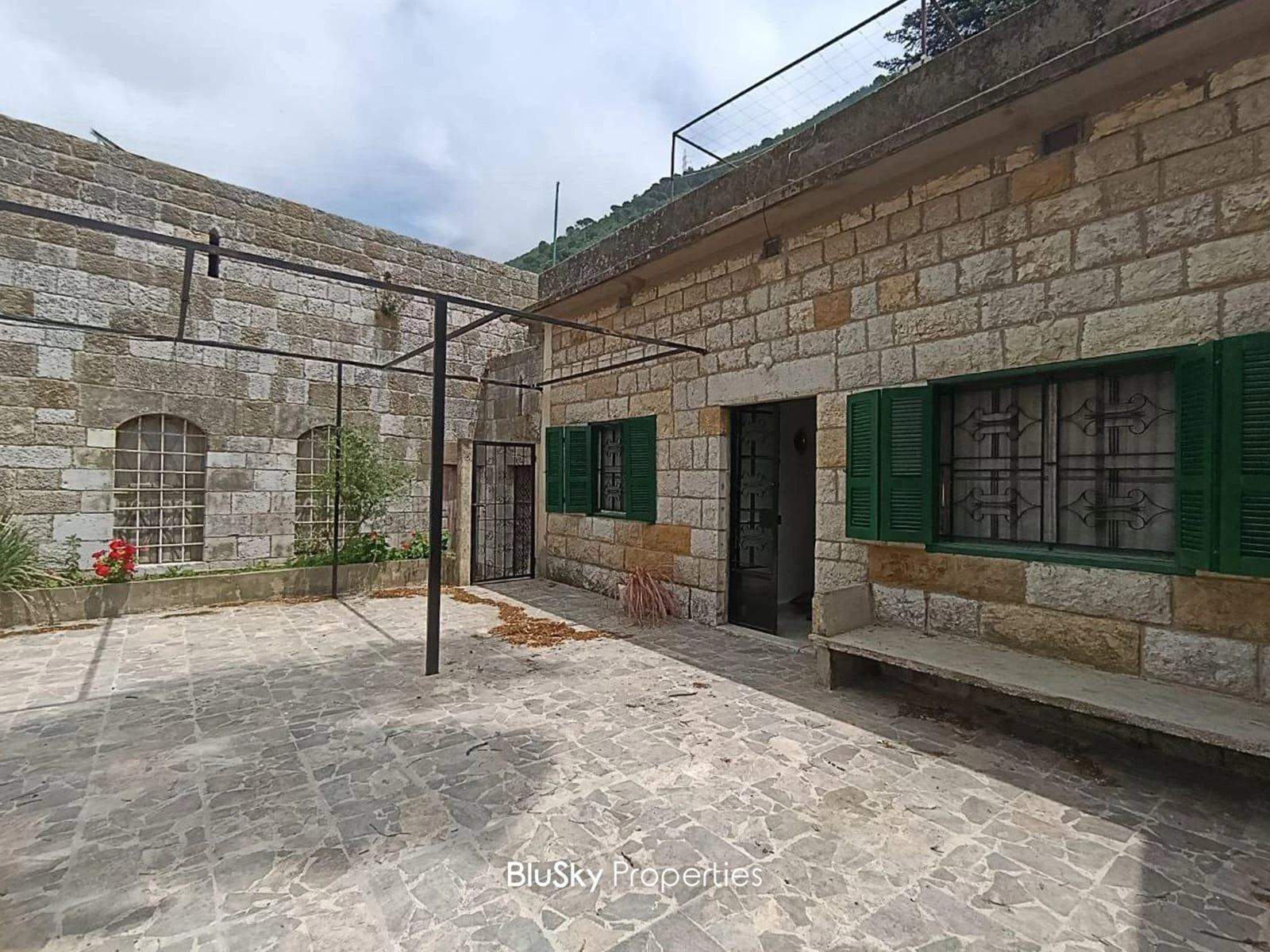 Apartment 110m² Terrace for Rent in Dlebta — الصورة 2