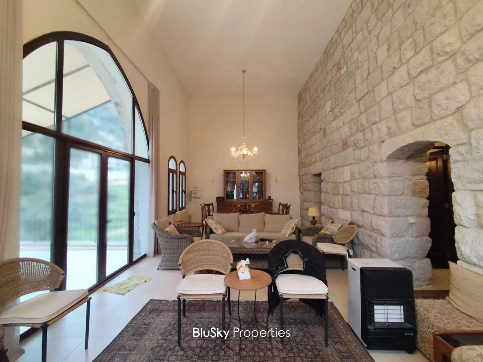 Villa 420m² with Terrace for Rent in Dlebta — الصورة 5
