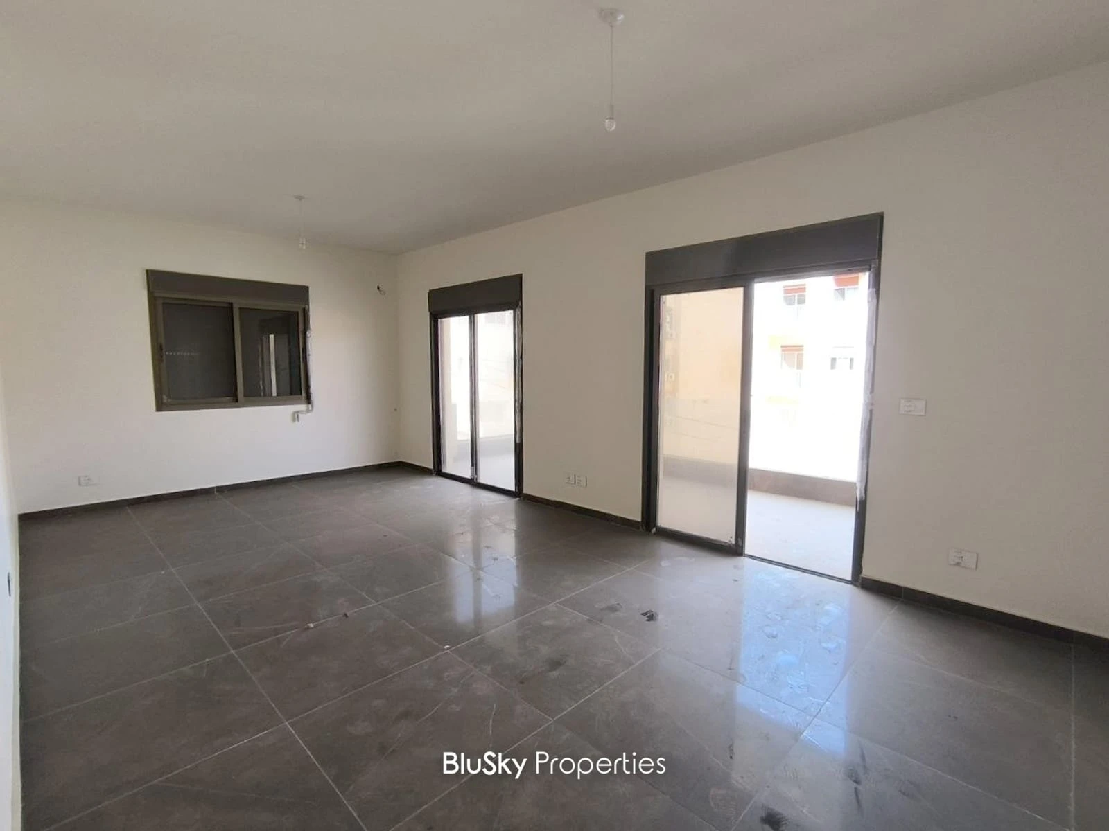 Apartment 170m² for Rent in Dik El Mehde