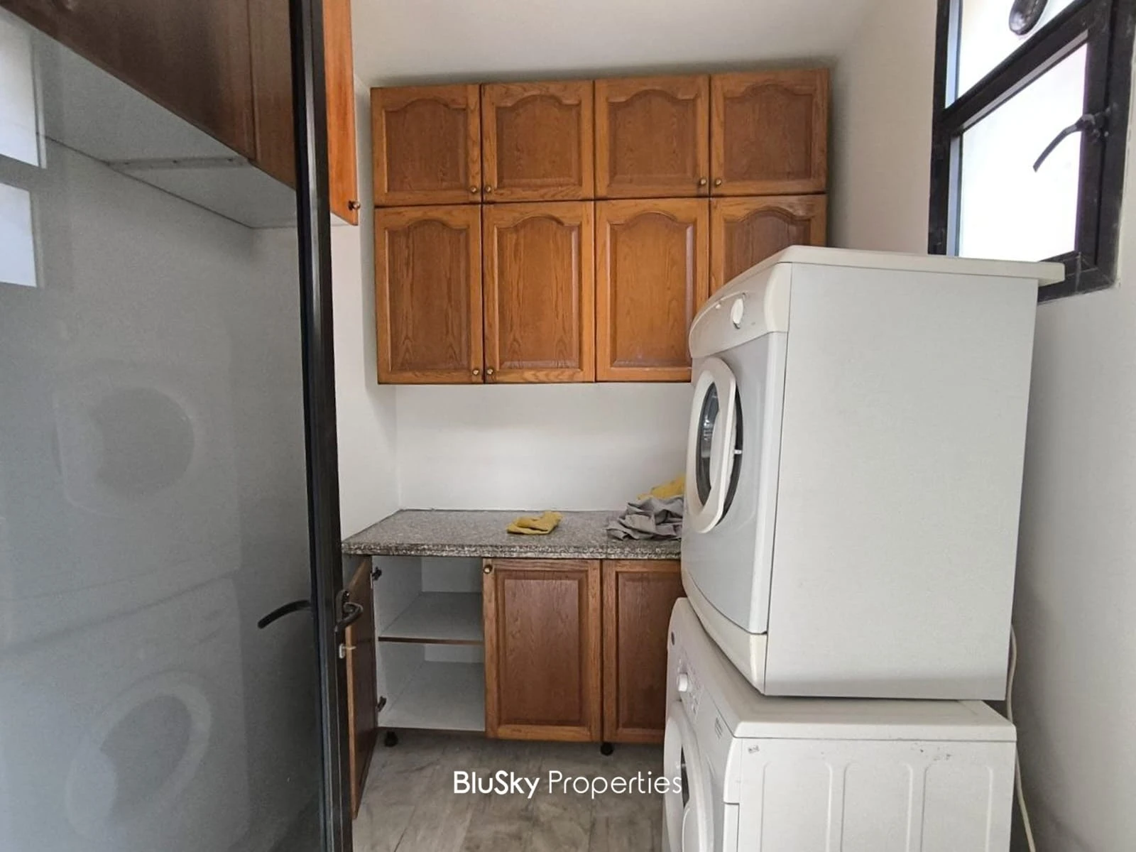 Apartment 210m² with Balcony for Sale in Dik El Mehde — الصورة 5