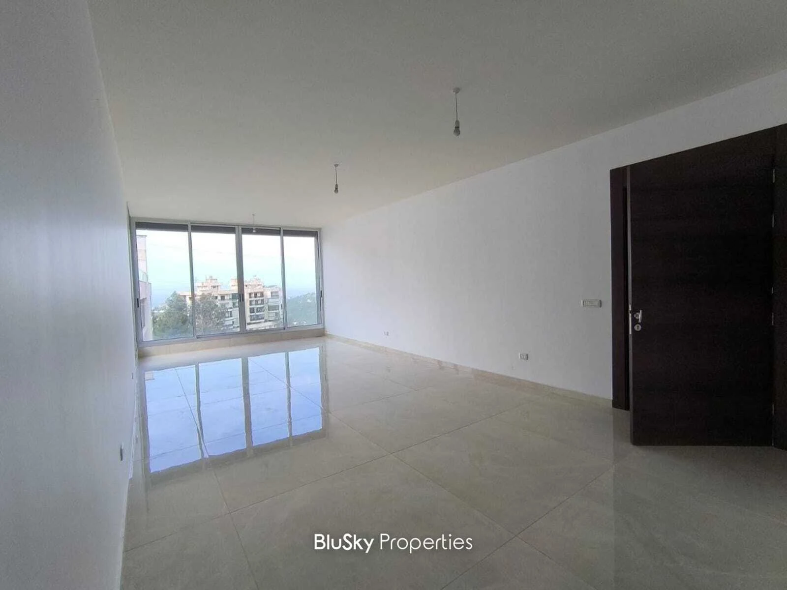 Duplex 240m² for Sale in Dik El Mehde