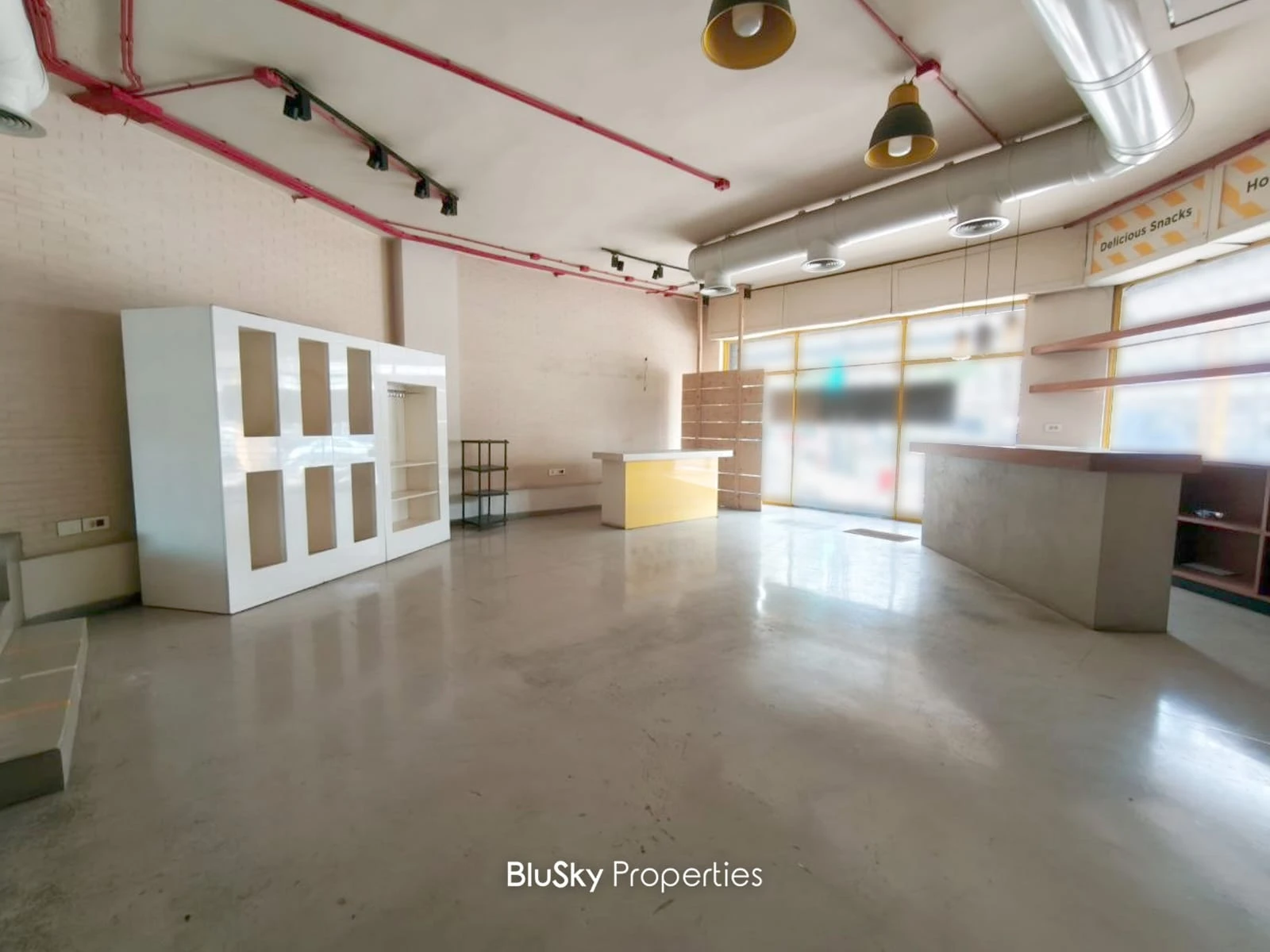 Showroom 500m² with Depot for Rent in Dora — الصورة 4