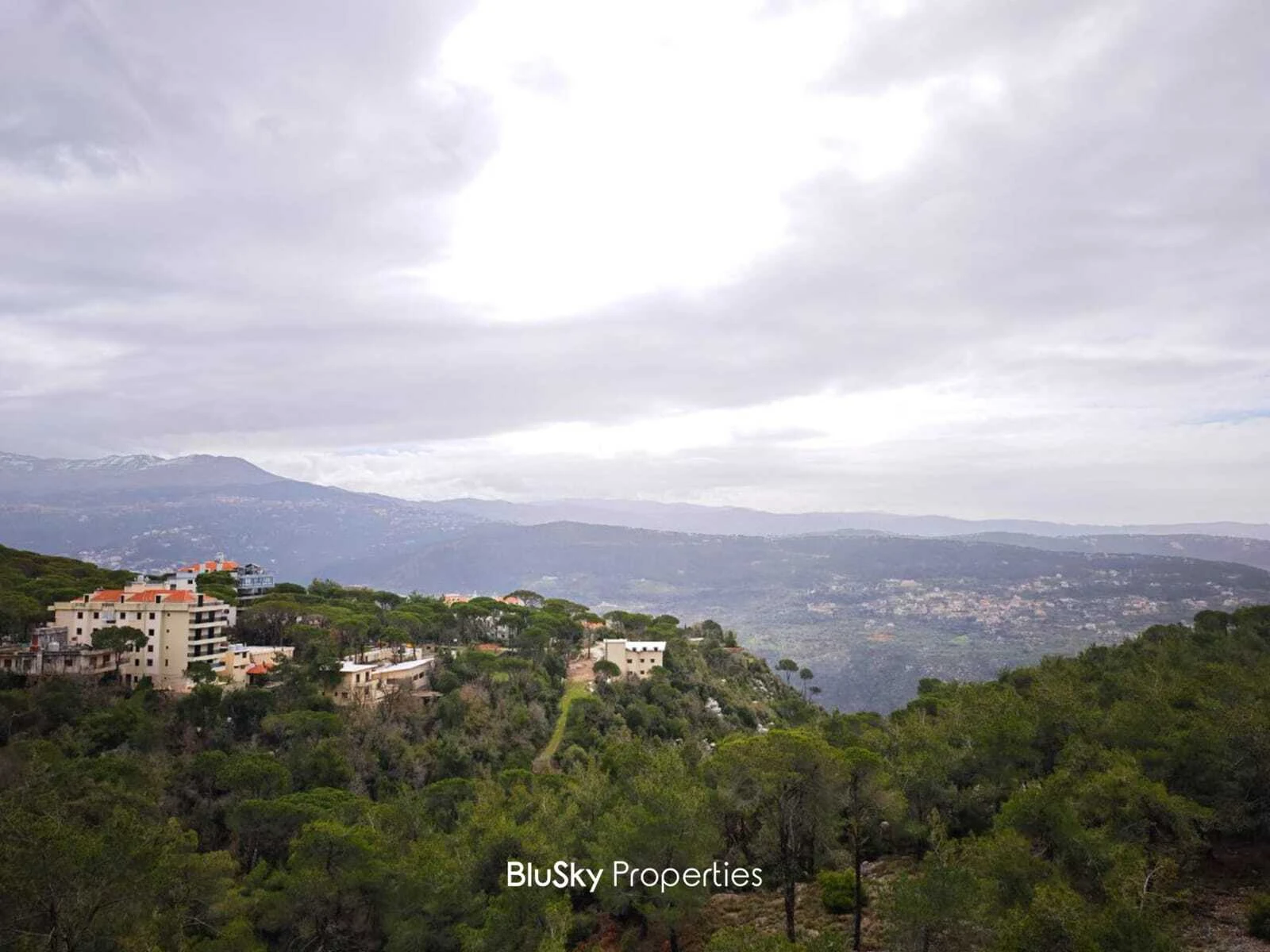 Apartment 150m² with Garden for Sale in Douar — الصورة 3