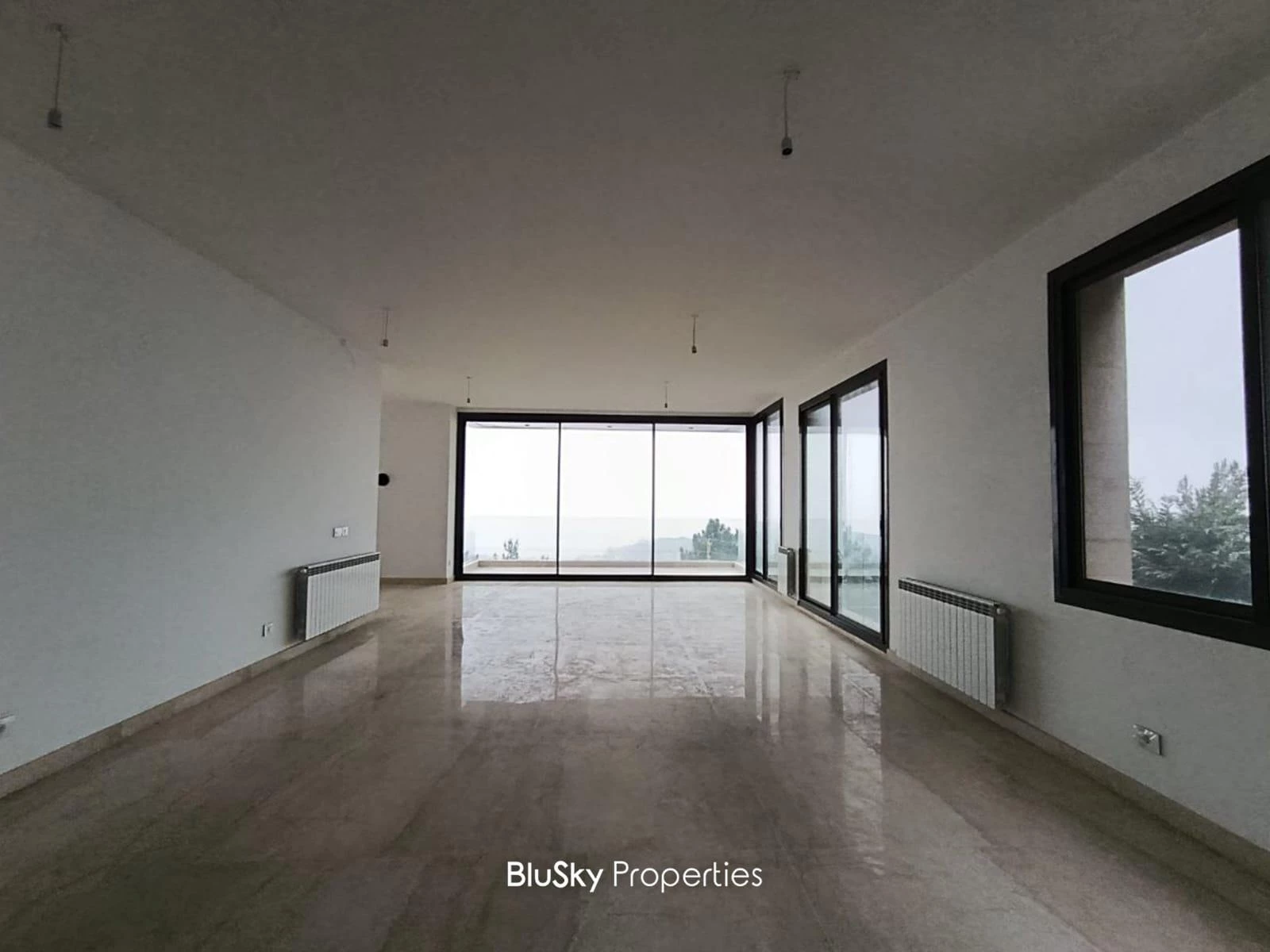 Apartment 309m² Balcony for Sale in Daher El Souwen — الصورة 1