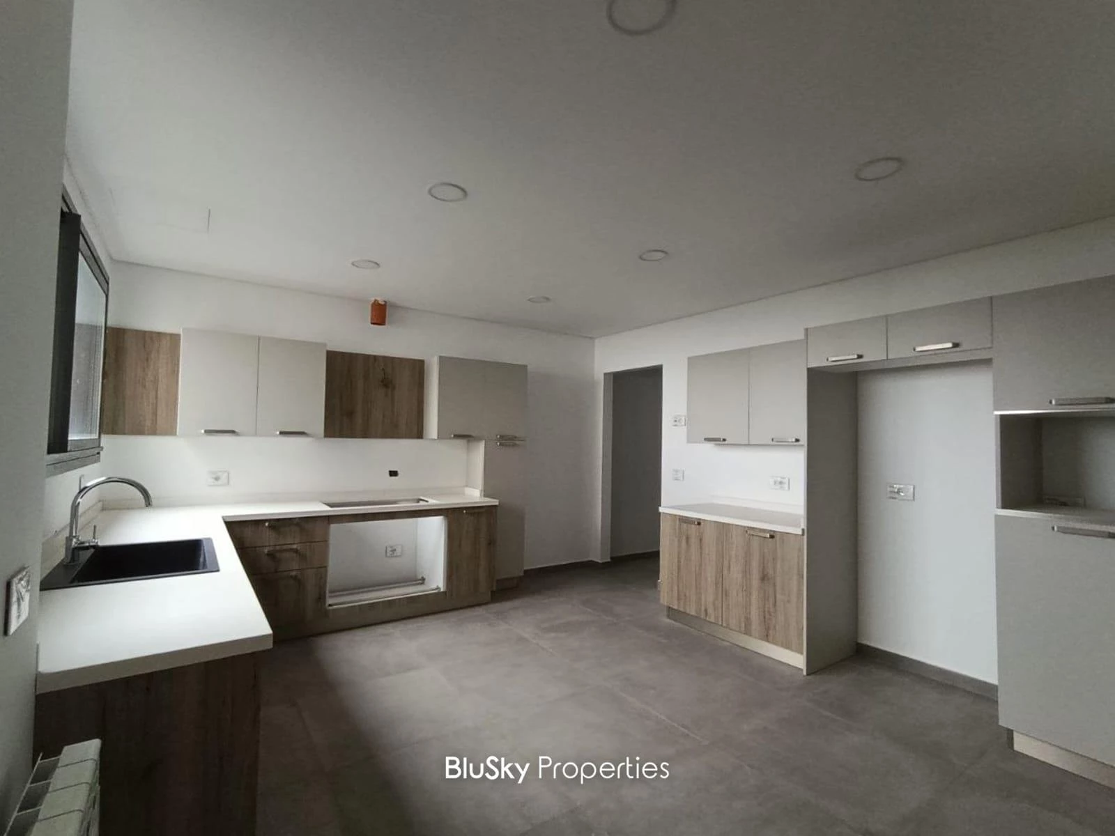 Apartment 309m² Balcony for Sale in Daher El Souwen — الصورة 2