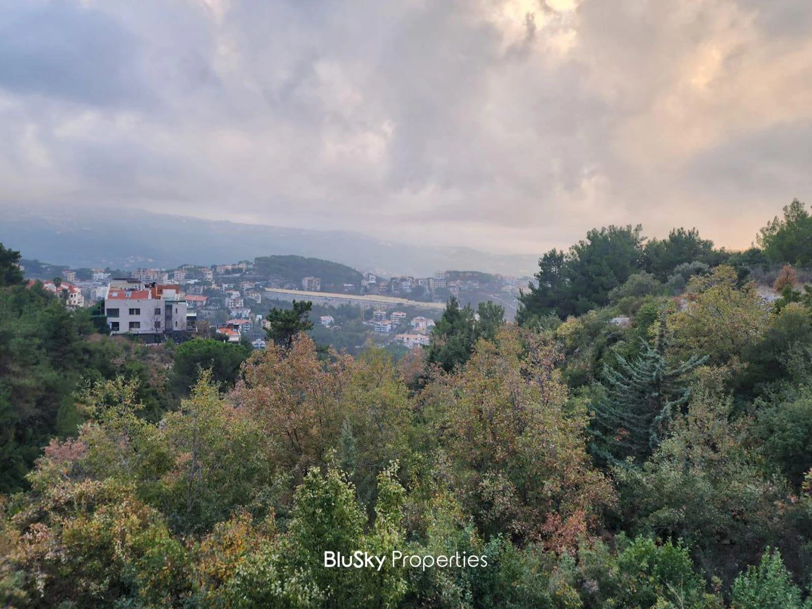 Apartment 330m² Garden for Sale in Daher El Souwen — photo 2
