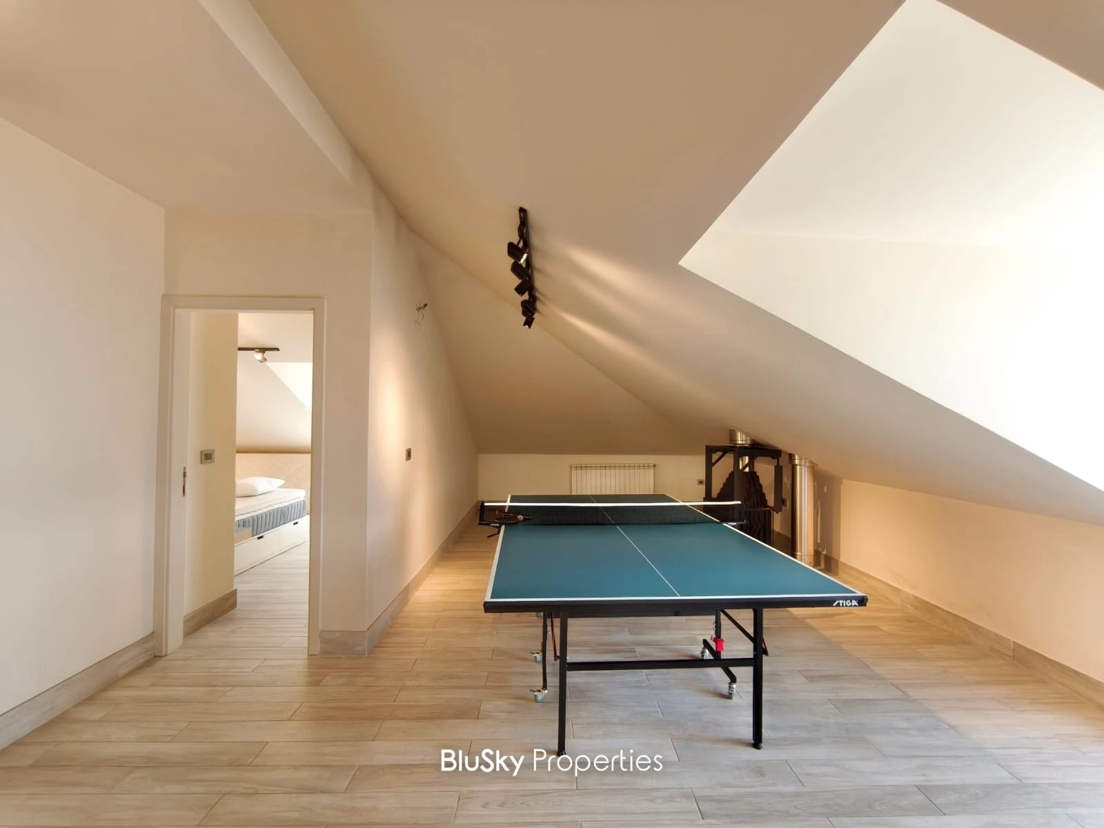 Duplex 350m² with Mountain View for Sale in Daher El Souwen — photo 4