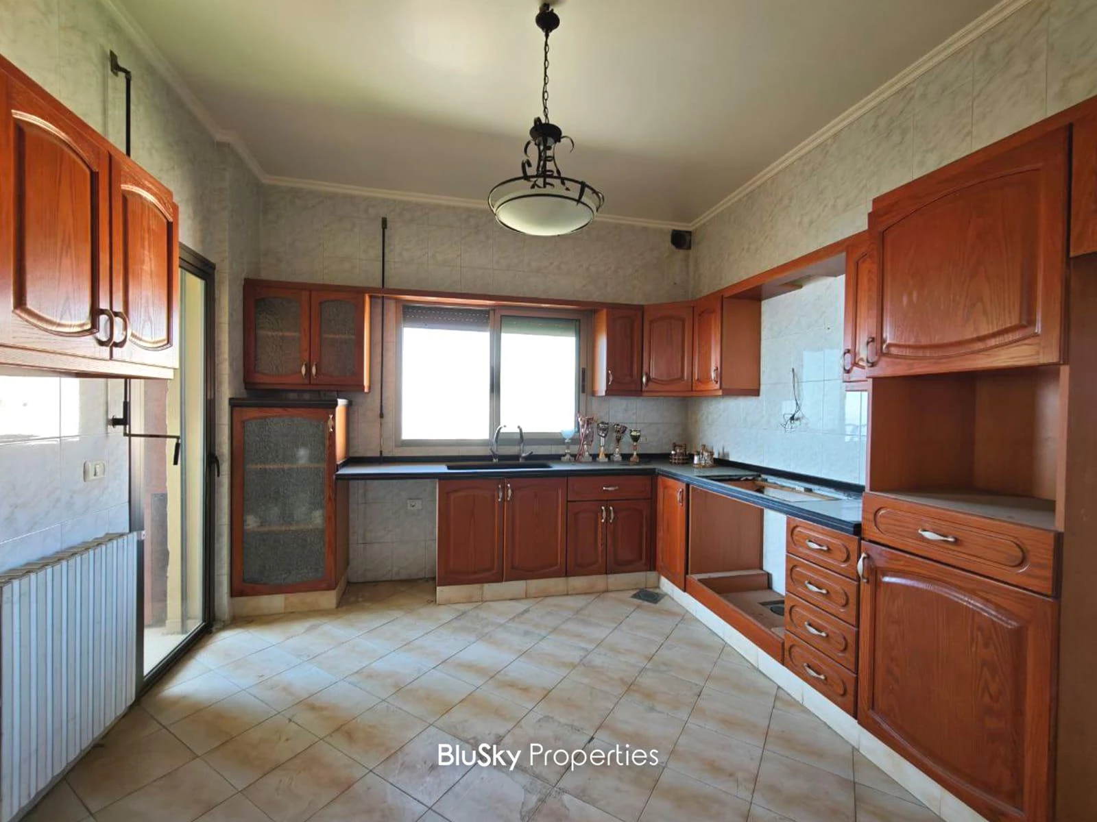 Apartment 220m² Sea View for Sale in Elissar — الصورة 4