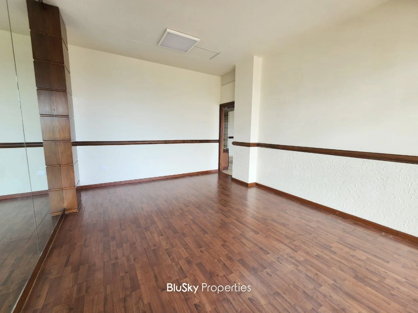 Shop 100m² for Rent in Fanar — الصورة 4