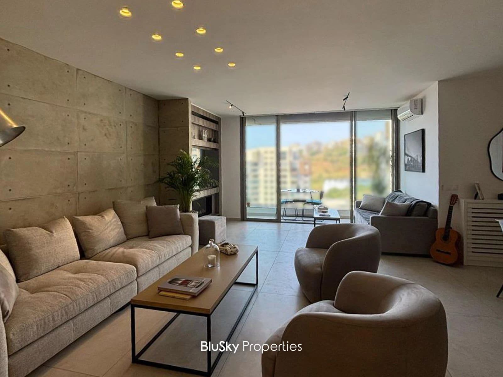 Apartment 120m² Sea View for Rent in Fanar