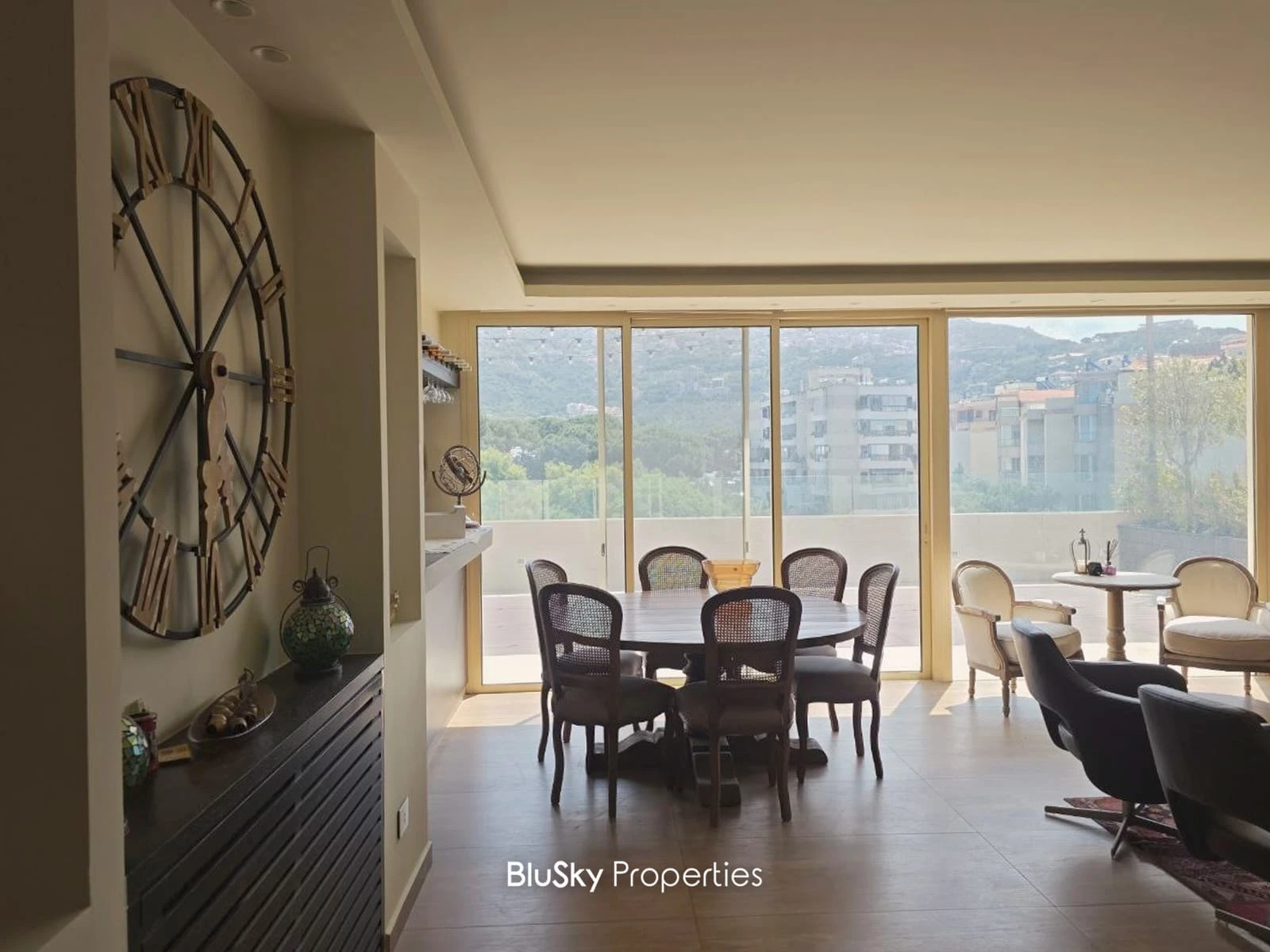 Apartment 130m² with Terrace for Rent in Fanar