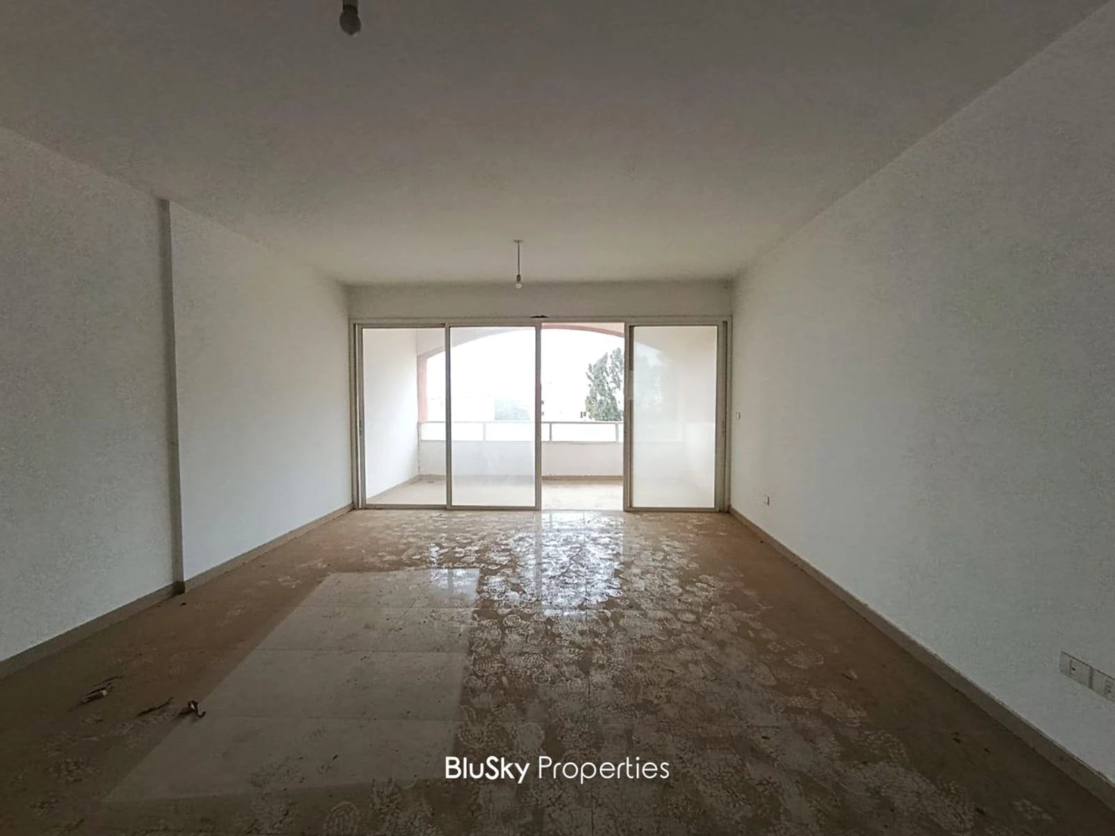 Apartment 130m² Balcony for Sale in Fanar