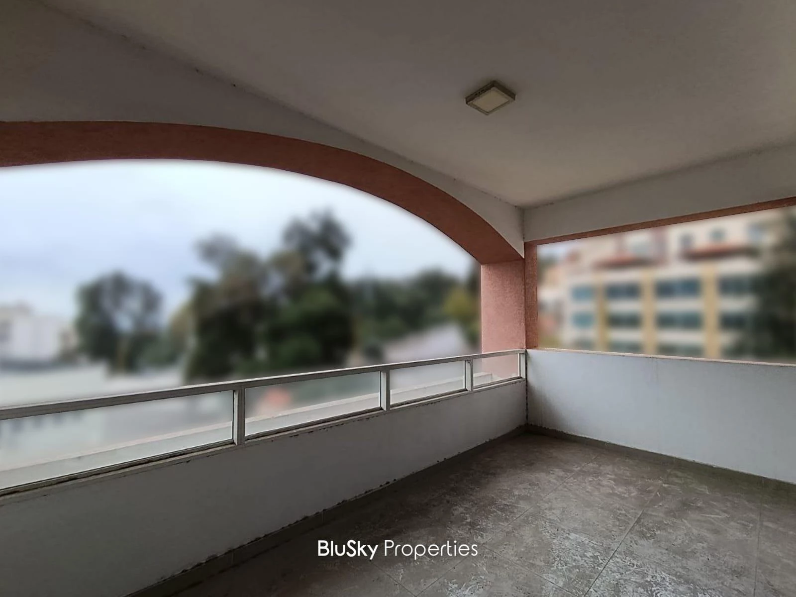 Apartment 130m² Balcony for Sale in Fanar — الصورة 2