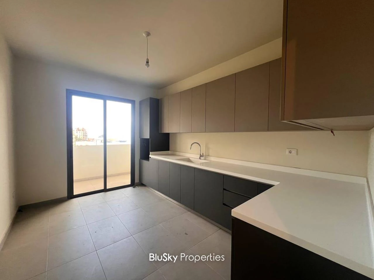 Apartment 130m² Sea View for Sale in Fanar — الصورة 3