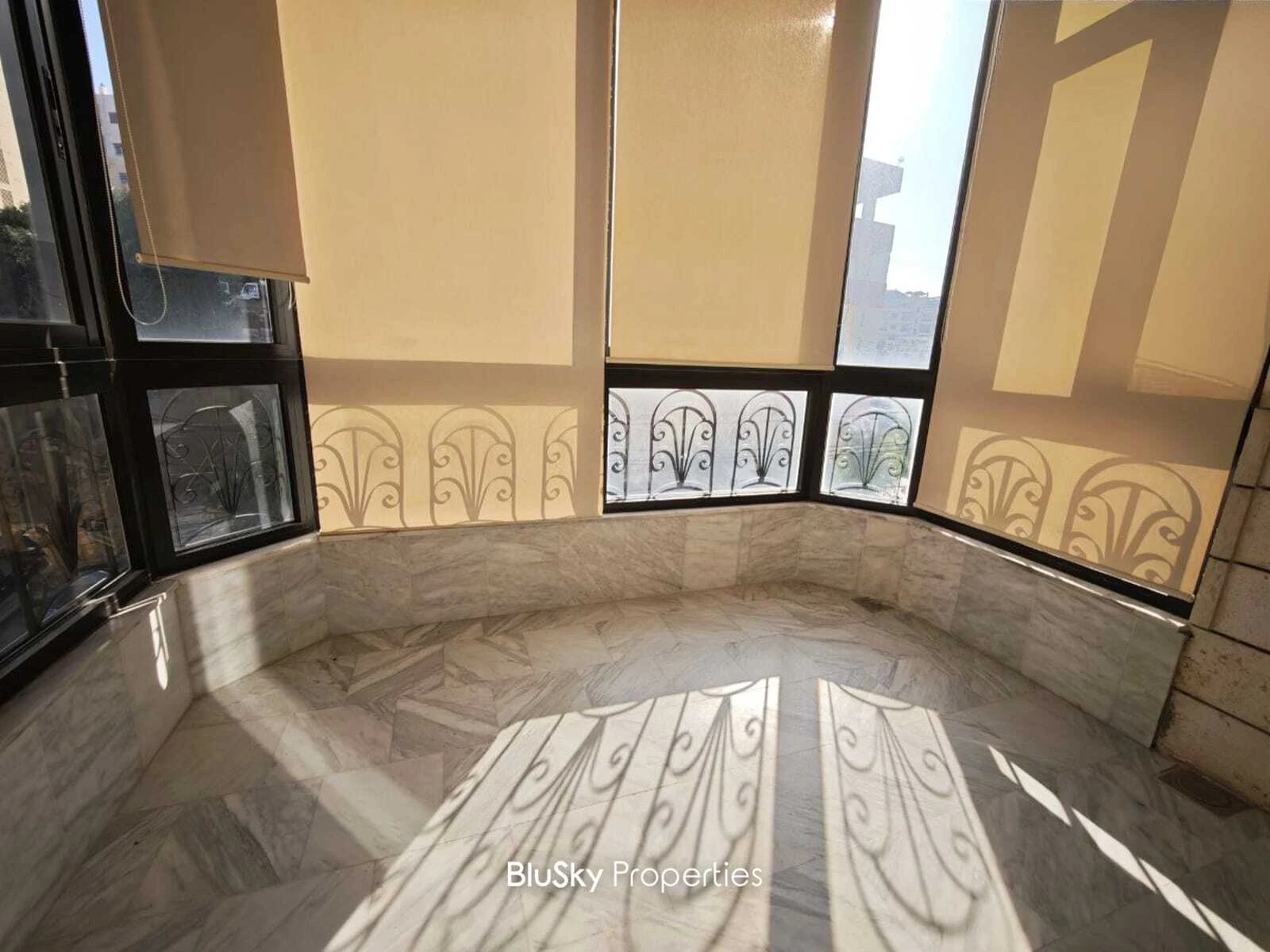 Apartment 155m² Balcony for Rent in Fanar — الصورة 2