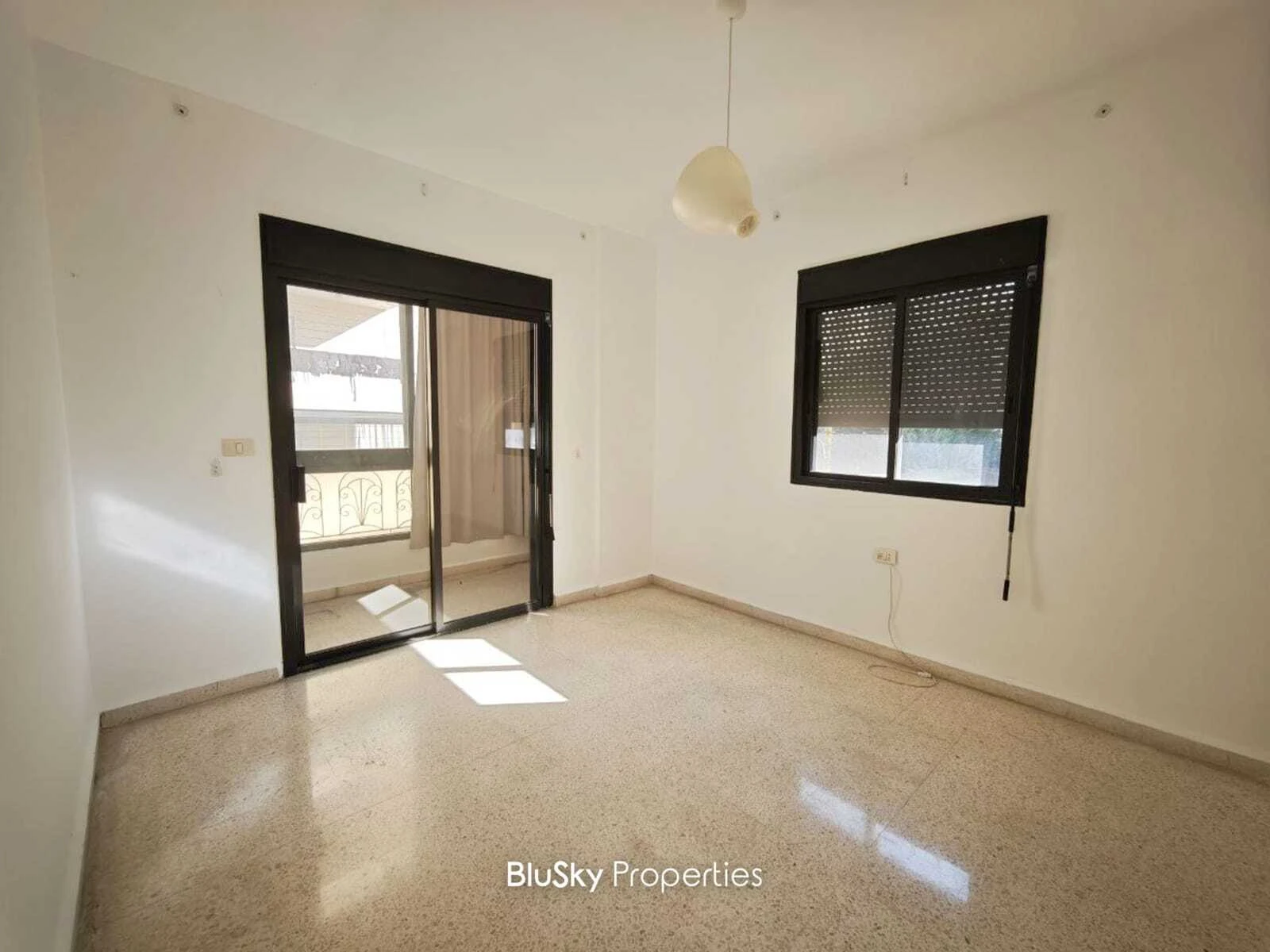 Apartment 155m² Balcony for Rent in Fanar — الصورة 3