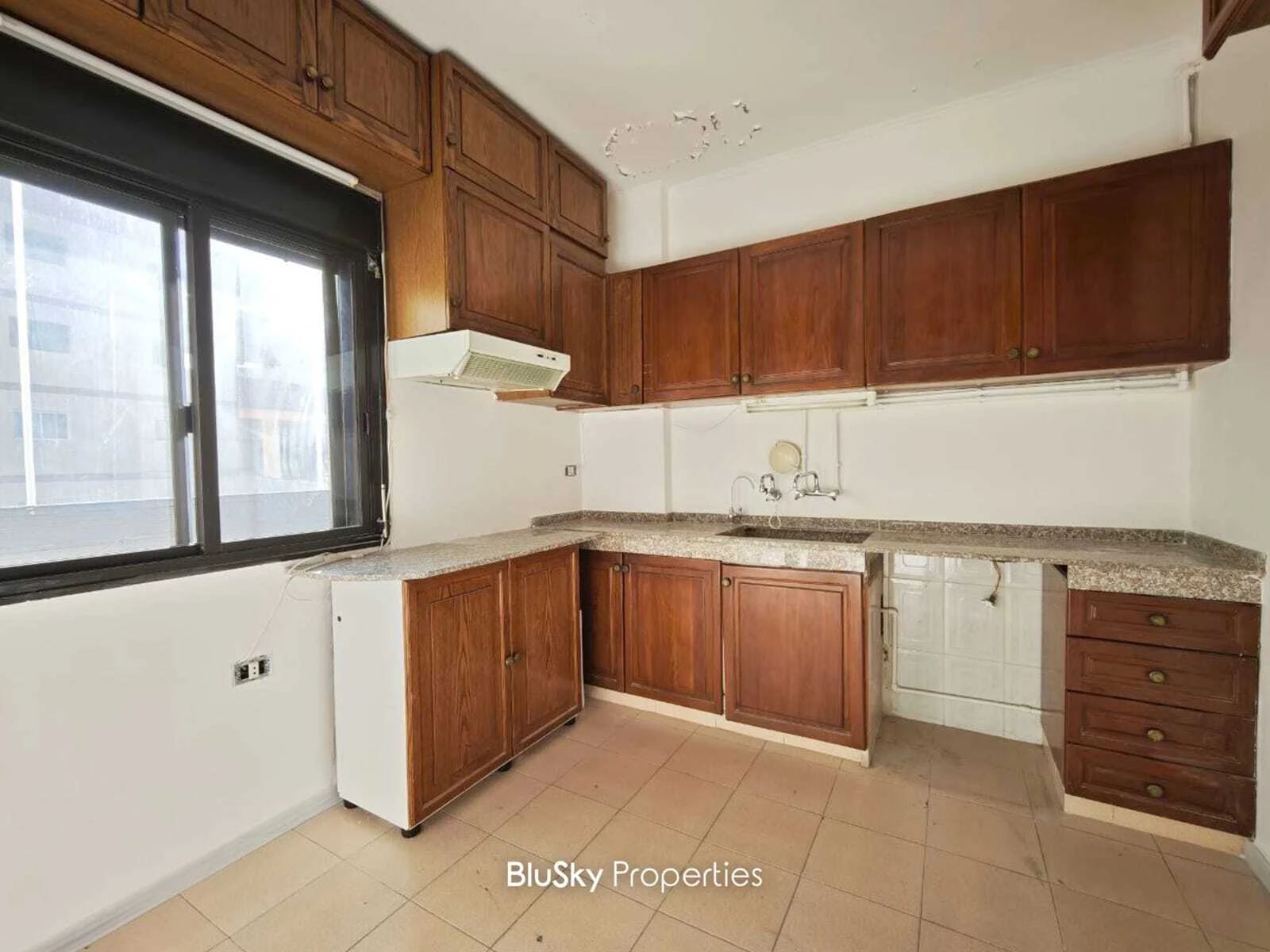 Apartment 155m² Balcony for Rent in Fanar — الصورة 4