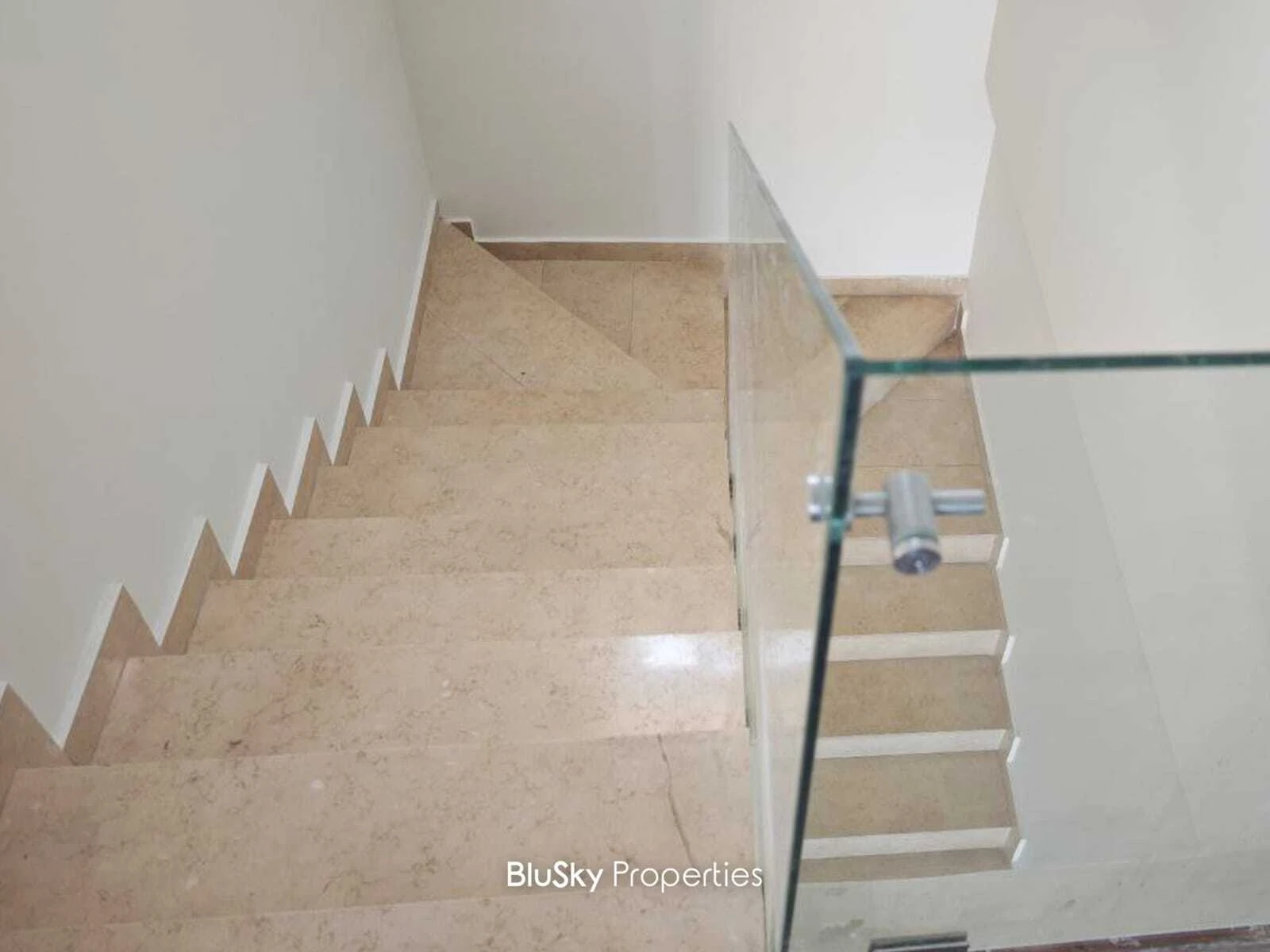 Duplex 155m² Sea View for Sale in Fanar — photo 5