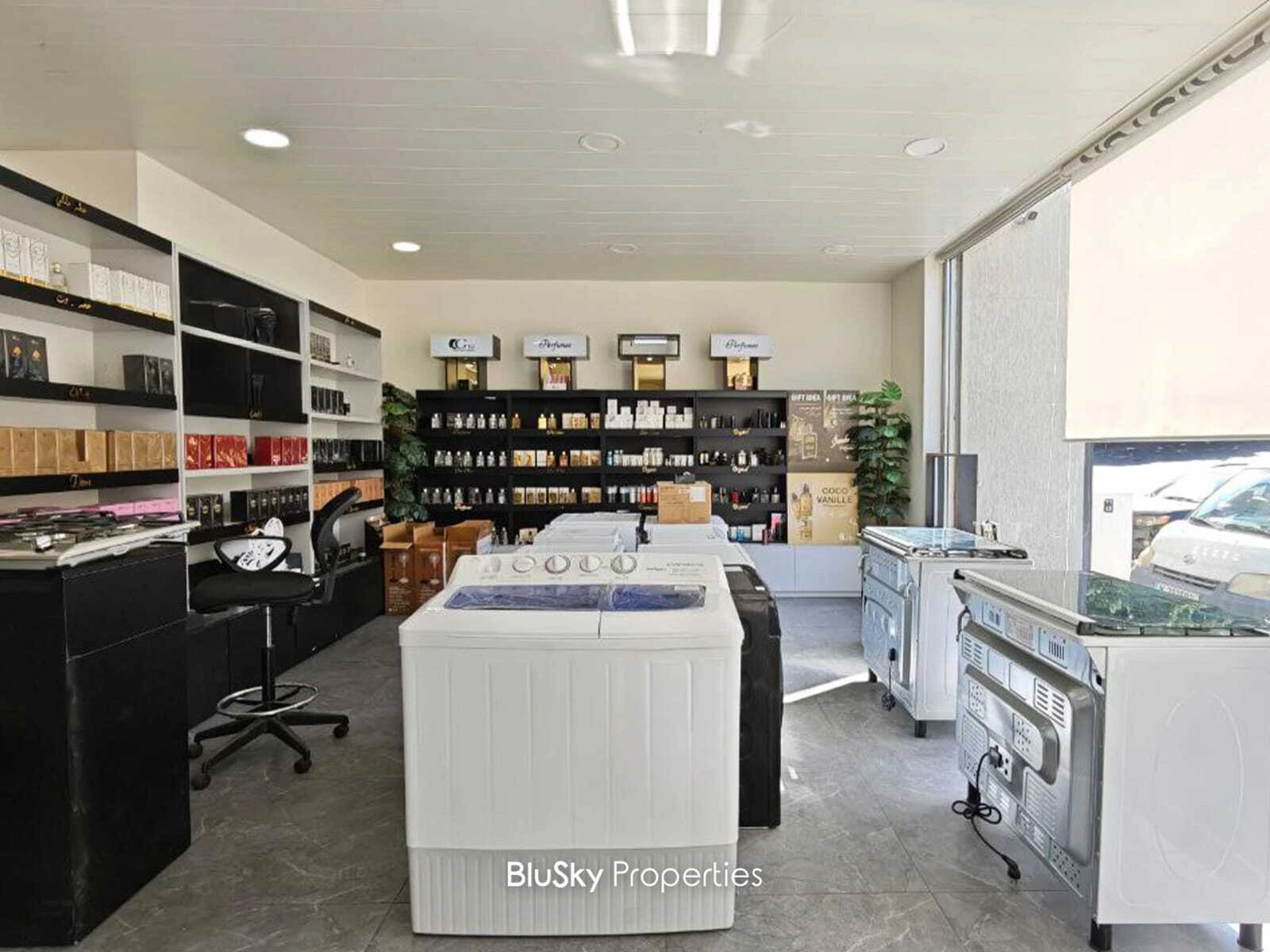 Shop 160m² for Rent in Fanar — photo 2