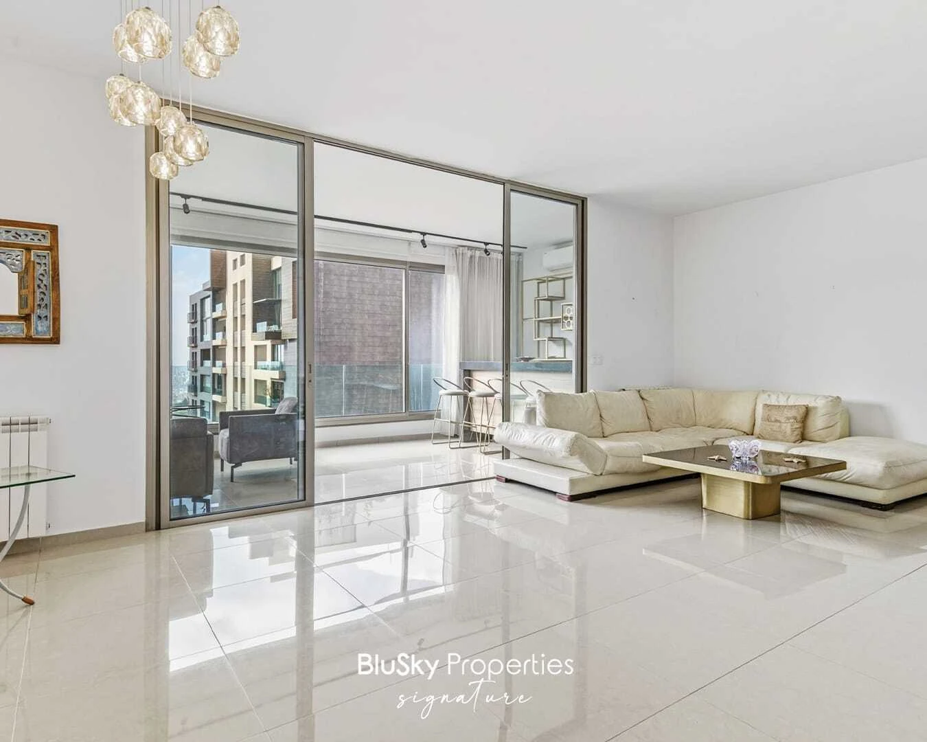 Apartment 170m² Sea View for Rent in Fanar