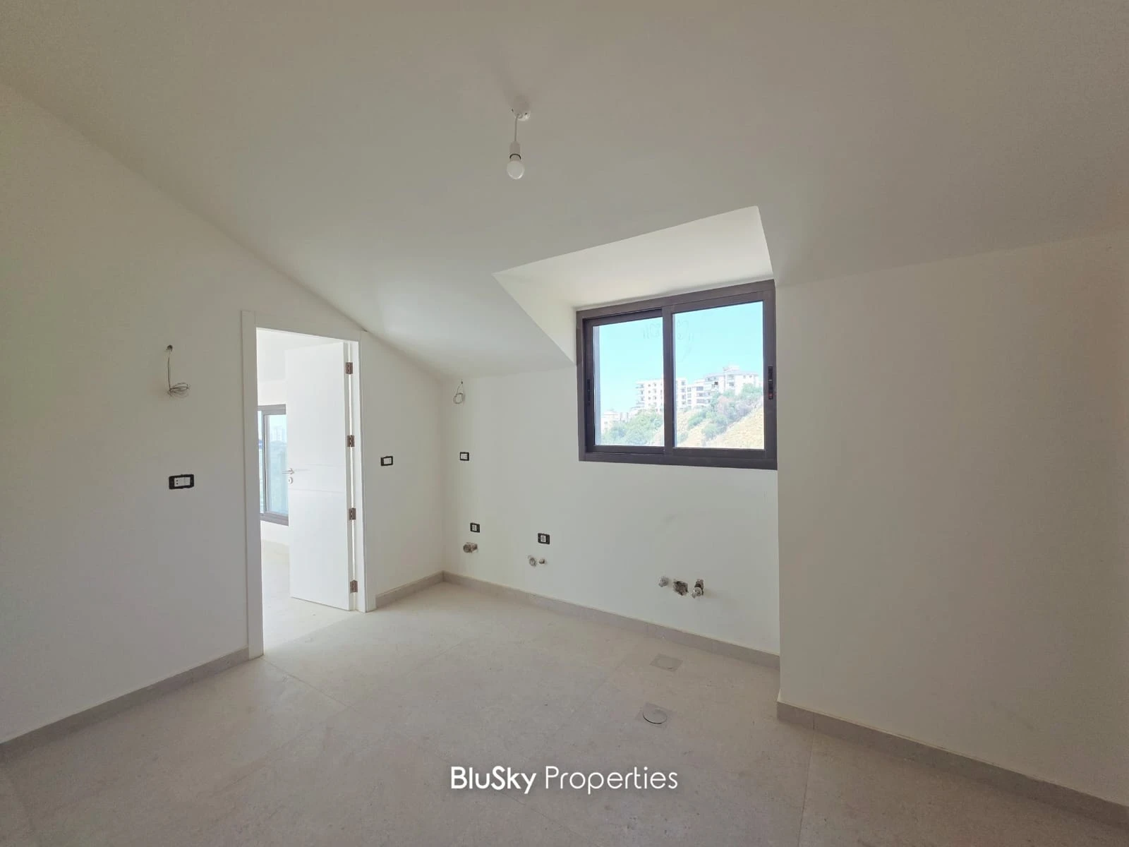 Apartment 170m² with Terrace for Sale in Fanar — الصورة 5