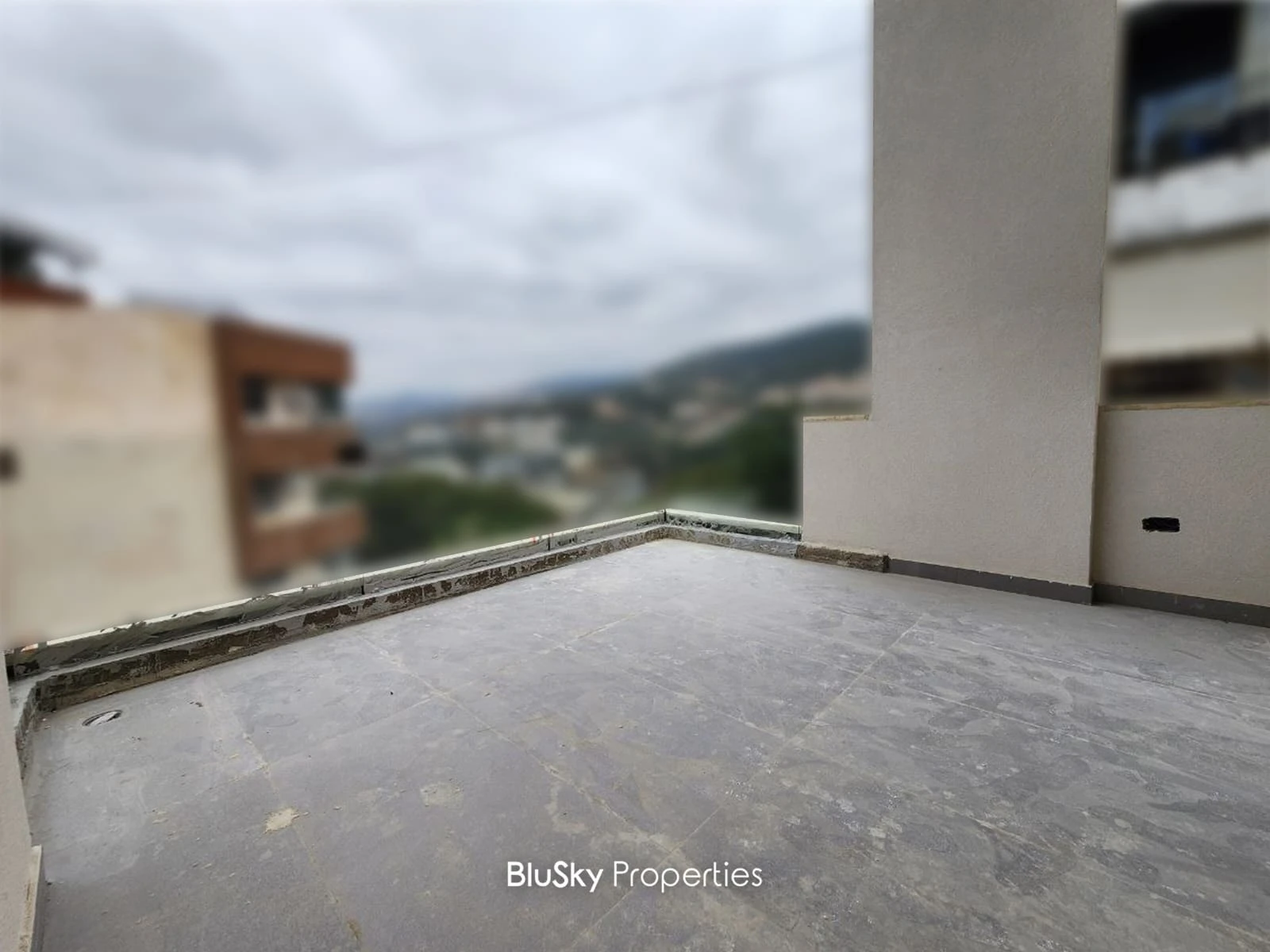 Apartment 175m² with Terrace for Sale in Fanar — الصورة 3