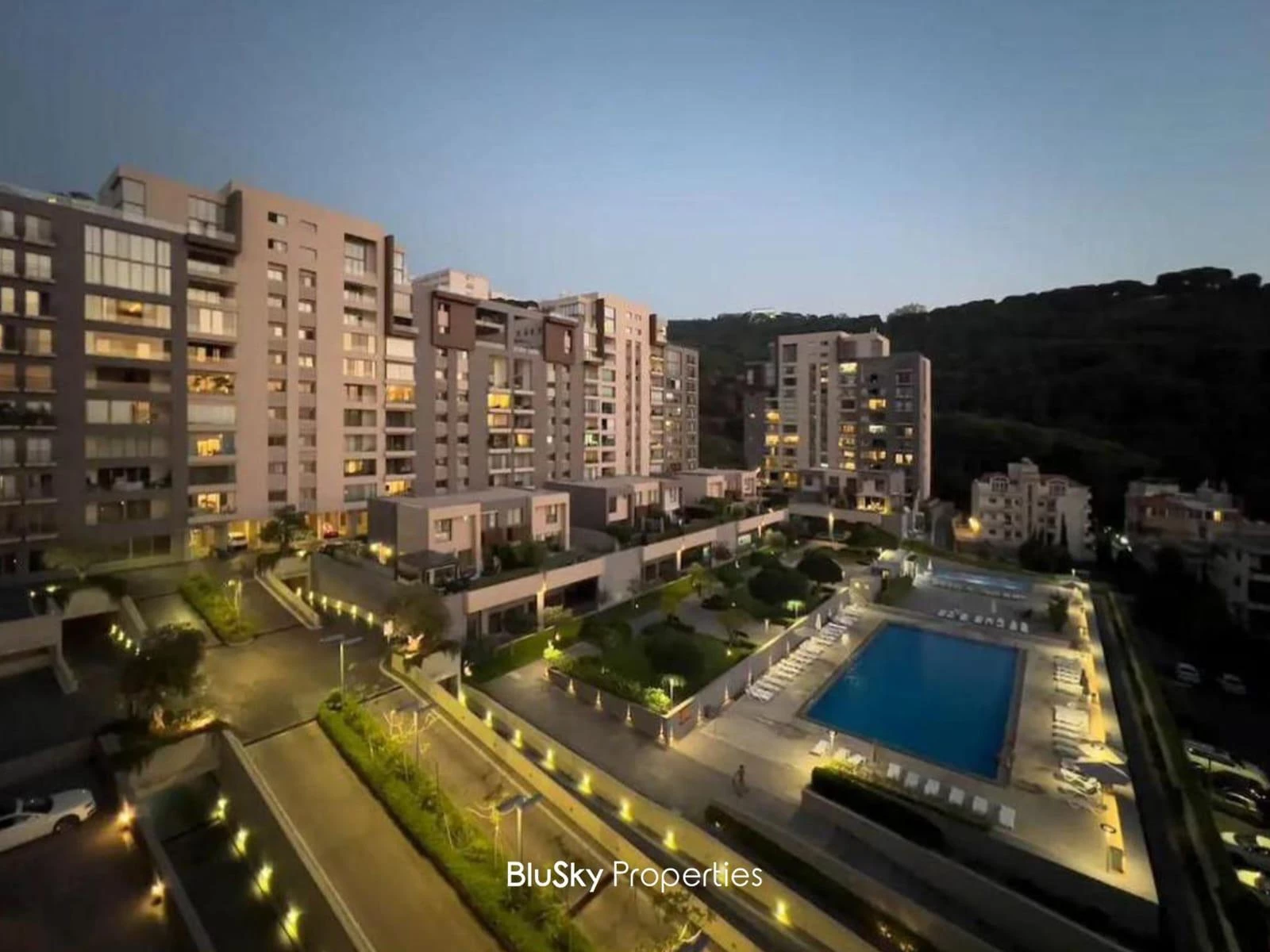 Apartment 180m² Sea View for Sale in Fanar — الصورة 3