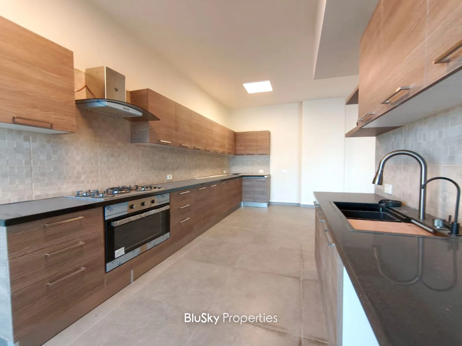 Apartment 260m² for Rent in Fanar — الصورة 5