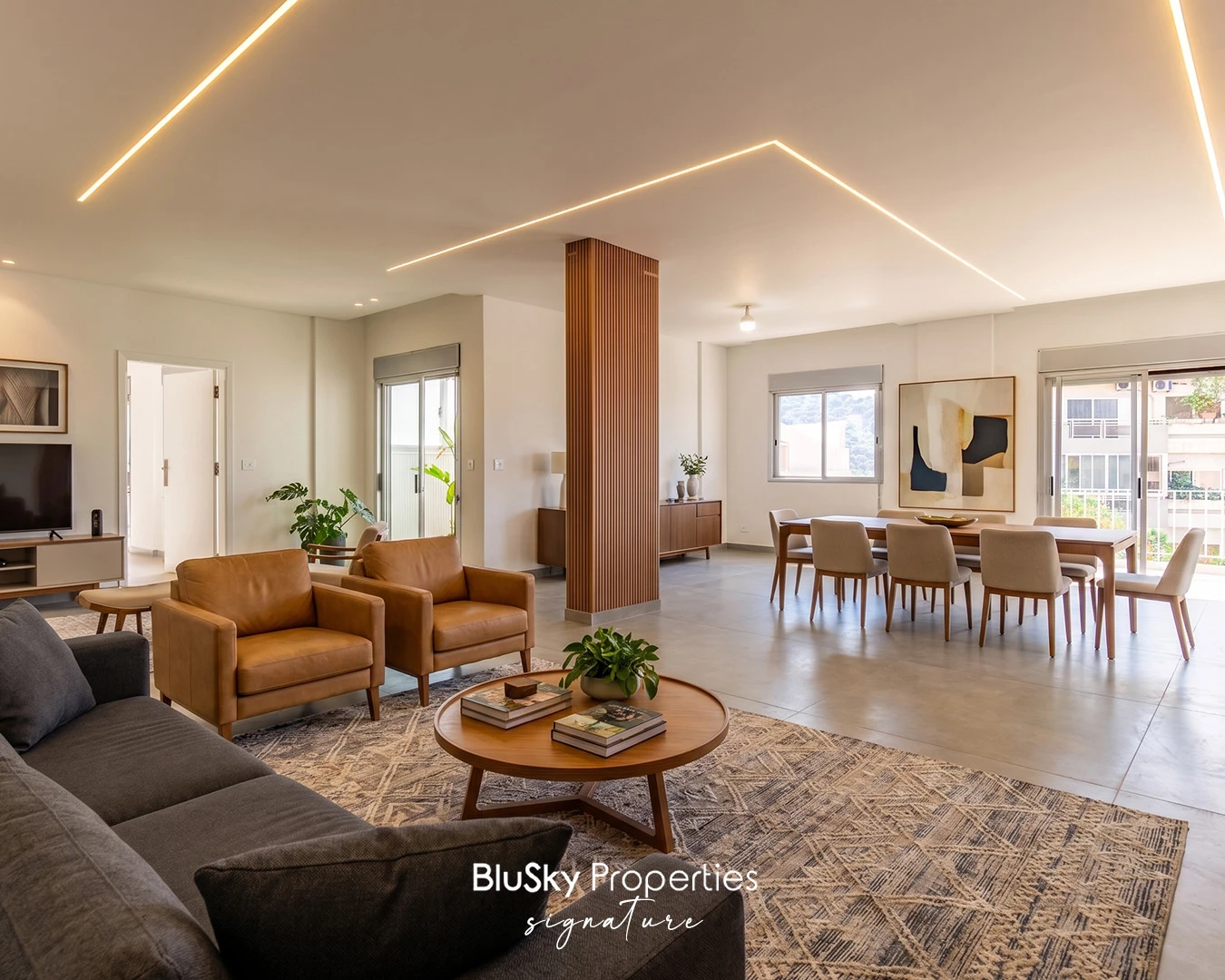 Apartment 380m² with Terrace for Sale in Fanar