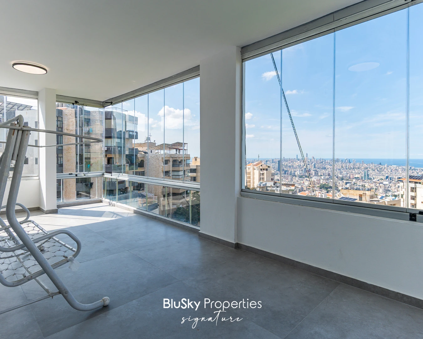 Apartment 380m² with Terrace for Sale in Fanar — photo 3