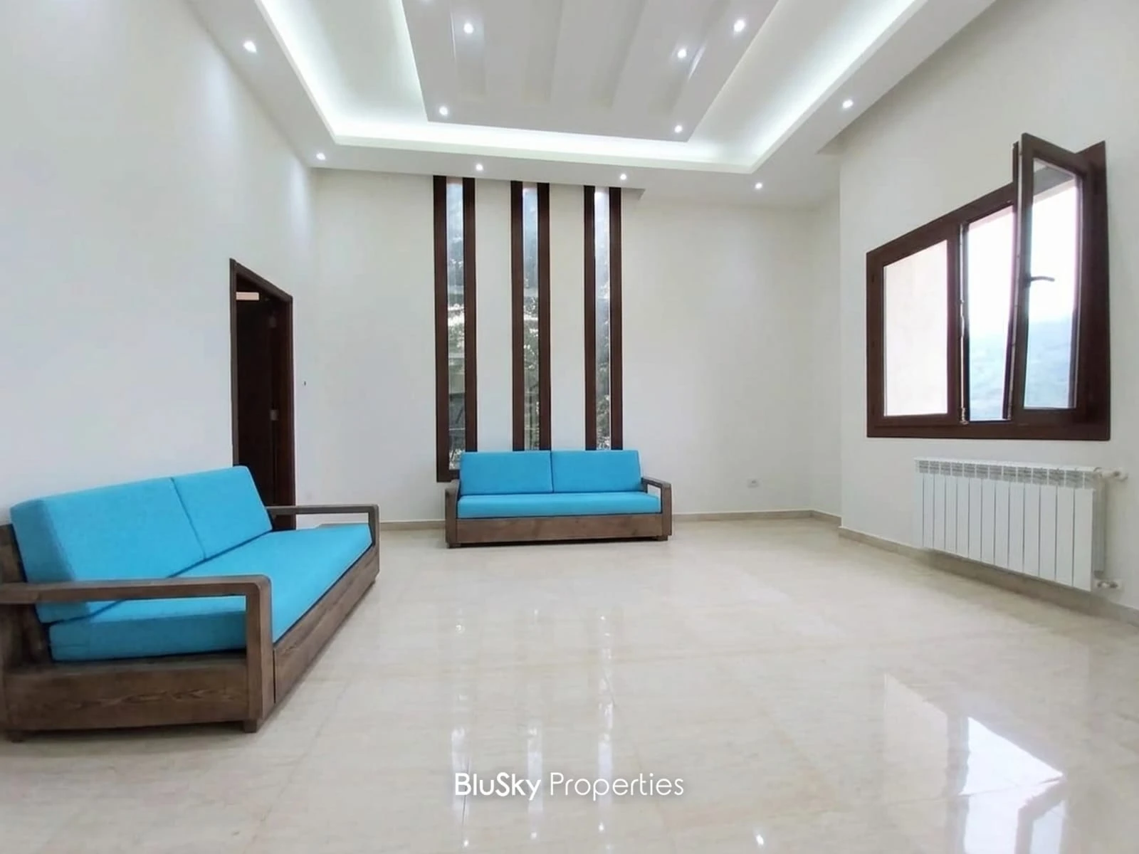 Villa 450m² with Garden for Rent in Fatqa — الصورة 5