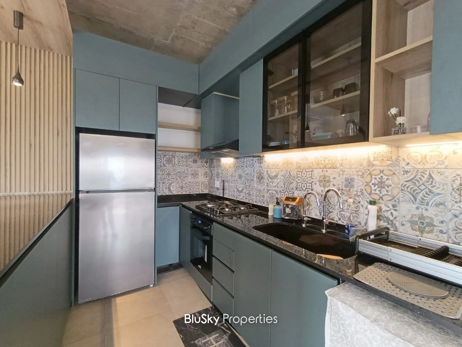 Stand Alone House 70m² with Terrace for Rent in Fatre — الصورة 5
