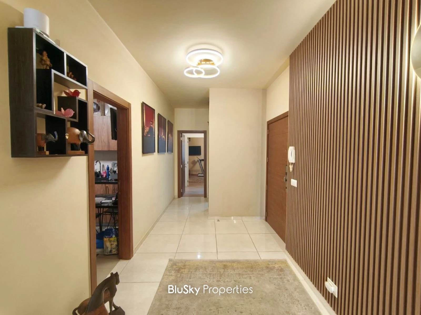 Apartment 107m² for Sale in Furn El Chebbak — photo 5
