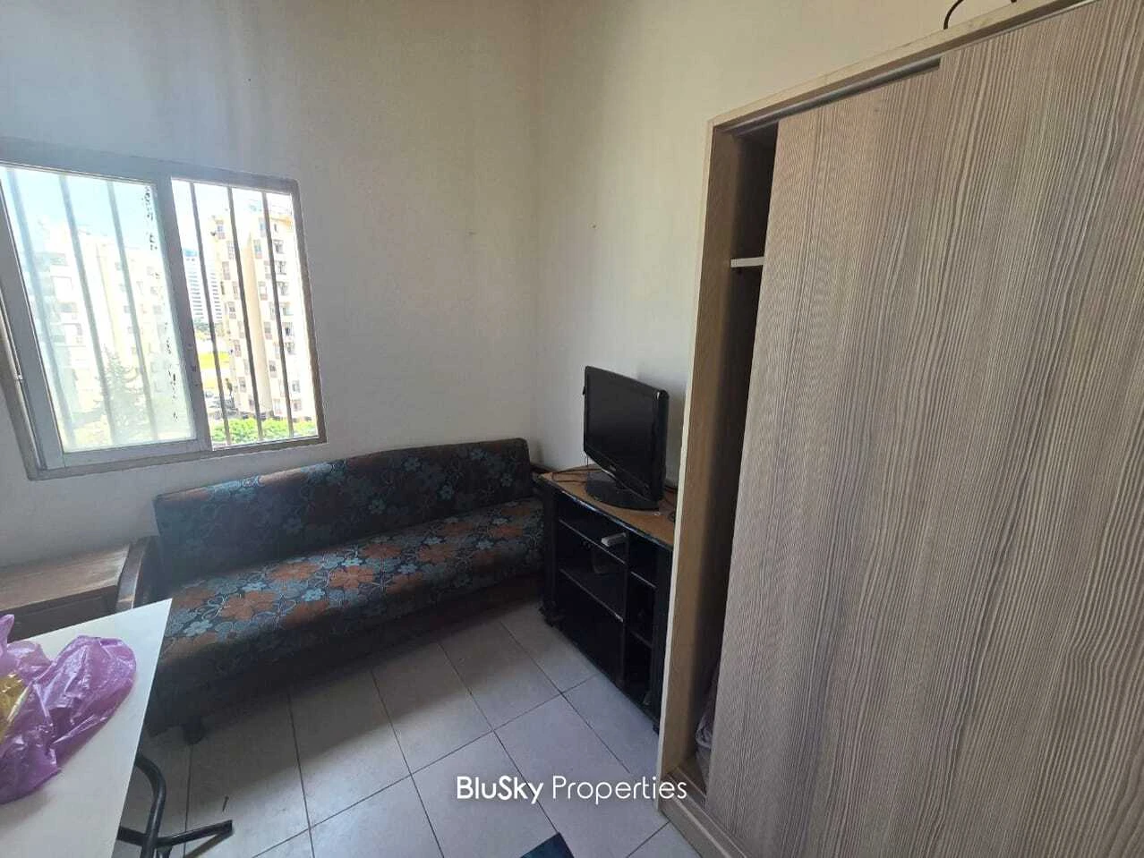 Studio 25m² for Rent in Furn El Chebbak — الصورة 3