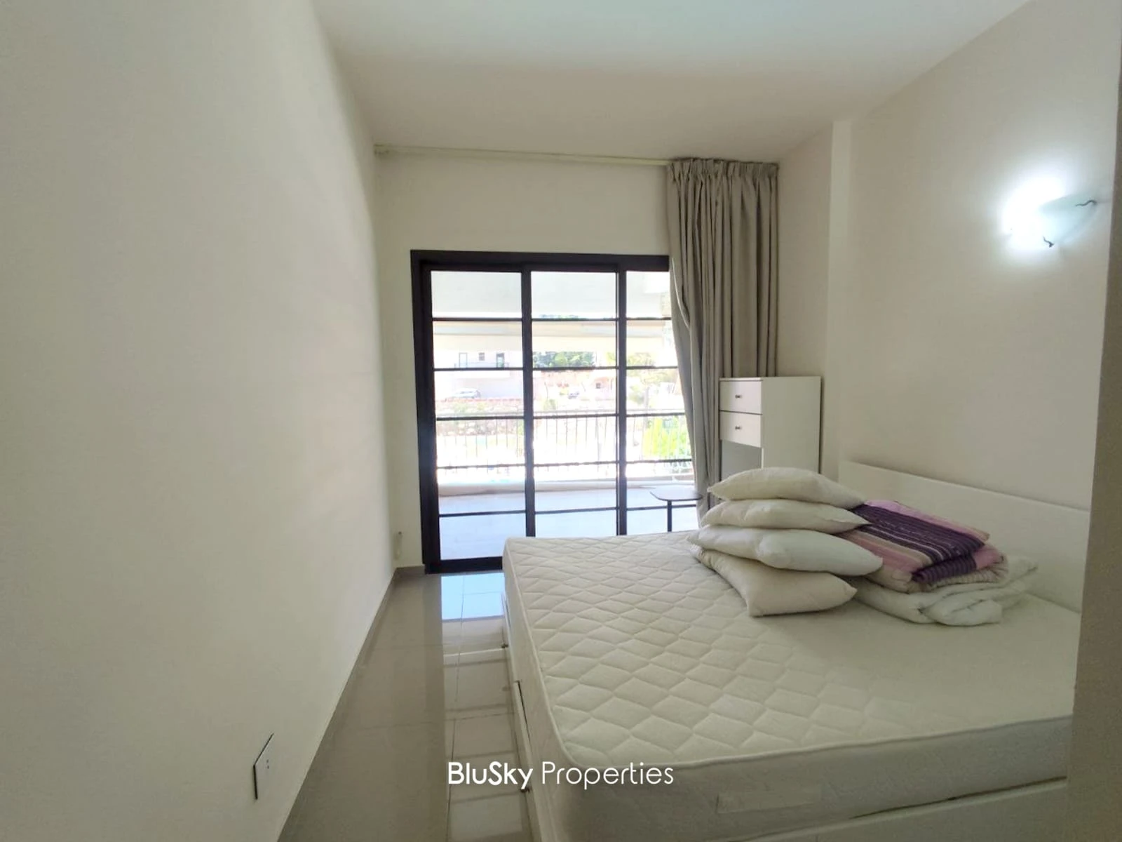 Apartment 110m² with Mountain View for Sale in Feitroun — الصورة 3