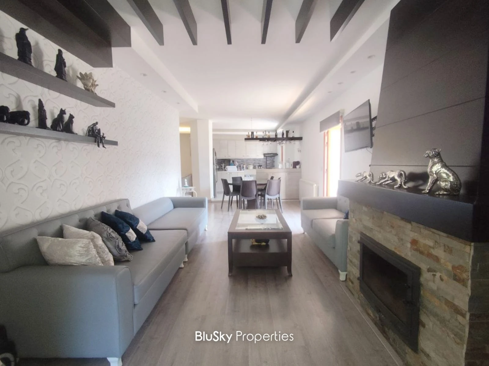 Chalet 145m² with Mountain View for Sale in Feitroun