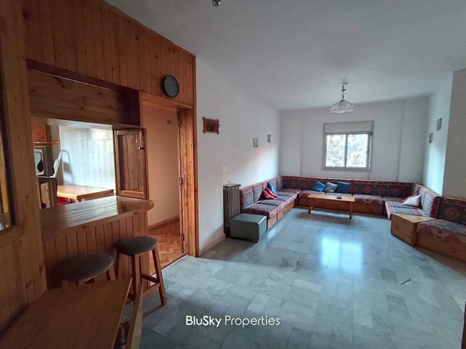 Chalet 90m² Balcony for Rent in Feitroun — photo 4