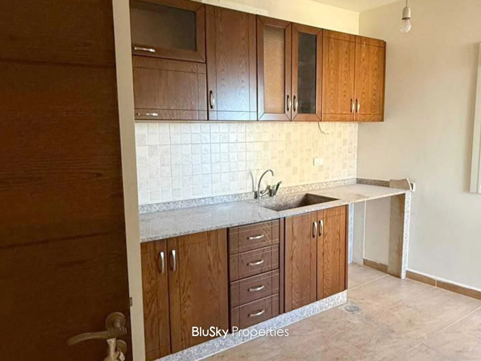 Apartment 150m² Garden for Sale in Fidar — photo 2